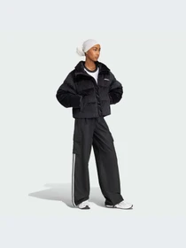 Куртки и дубленки Adidas модель IW8439-KZ Фото