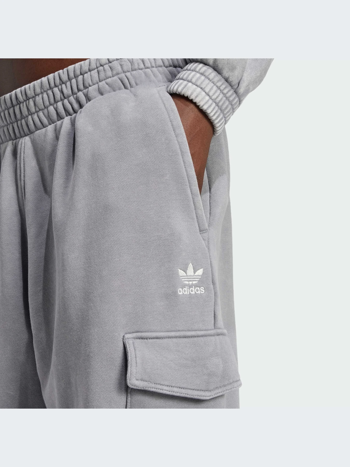 Спортивная одежда Adidas модель IW5489-KZ Спортивная одежда Adidas модель IW5489-KZ Фото