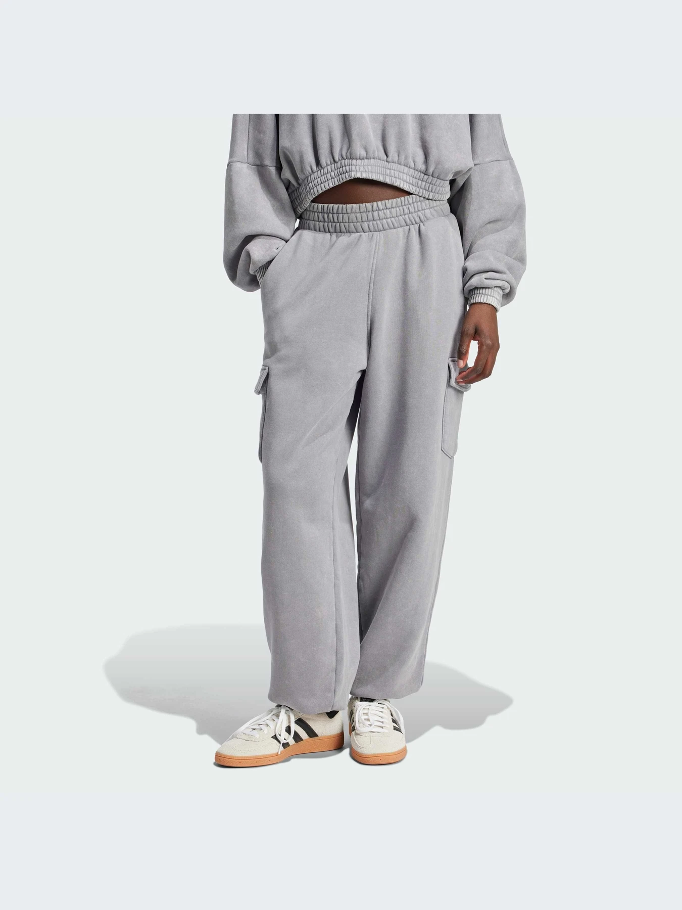 Спортивная одежда Adidas модель IW5489-KZ Спортивная одежда Adidas модель IW5489-KZ Фото