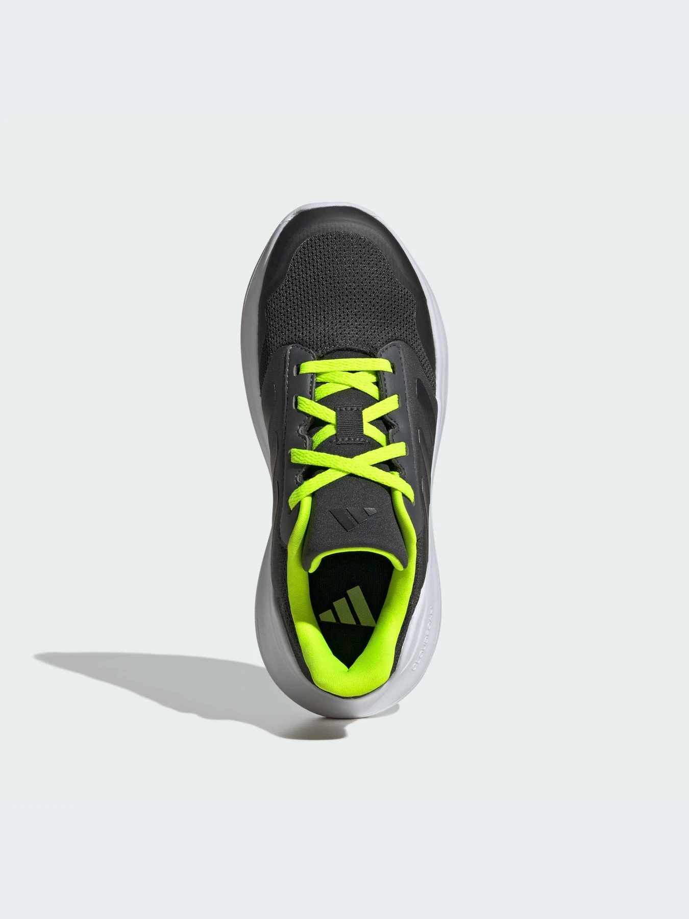Кроссовки Adidas модель IE3546-KZ Кроссовки Adidas модель IE3546-KZ Фото