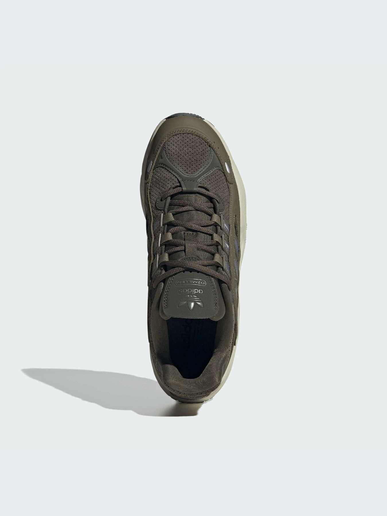 Кроссовки Adidas Ozweego модель IF9600-KZ Кроссовки Adidas Ozweego модель IF9600-KZ Фото