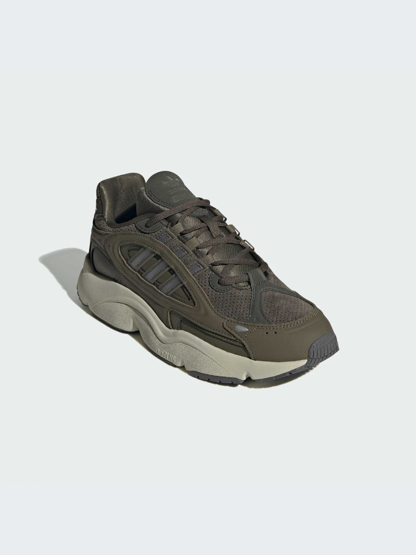 Кроссовки Adidas Ozweego модель IF9600-KZ Кроссовки Adidas Ozweego модель IF9600-KZ Фото