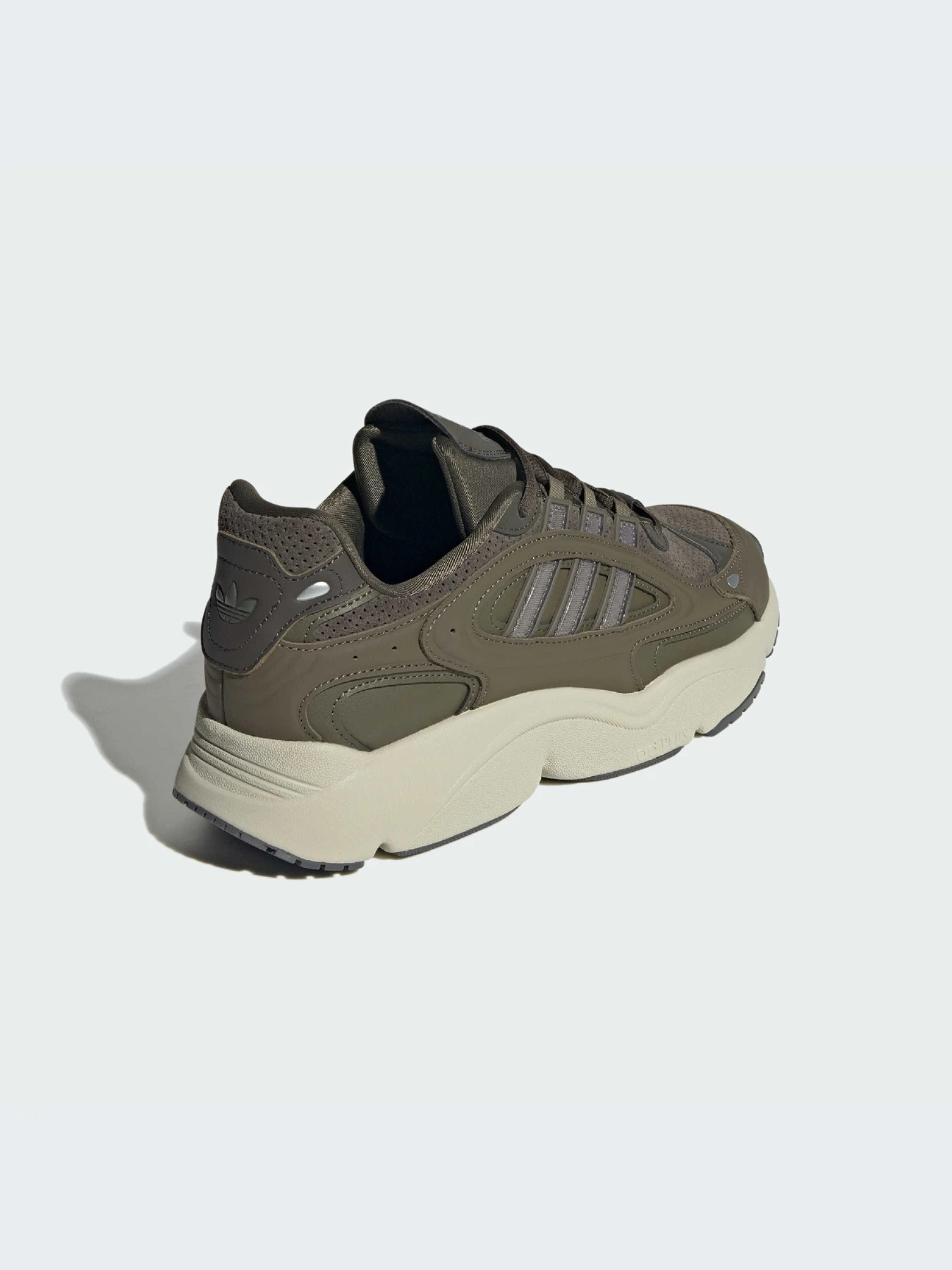 Кроссовки Adidas Ozweego модель IF9600-KZ Кроссовки Adidas Ozweego модель IF9600-KZ Фото