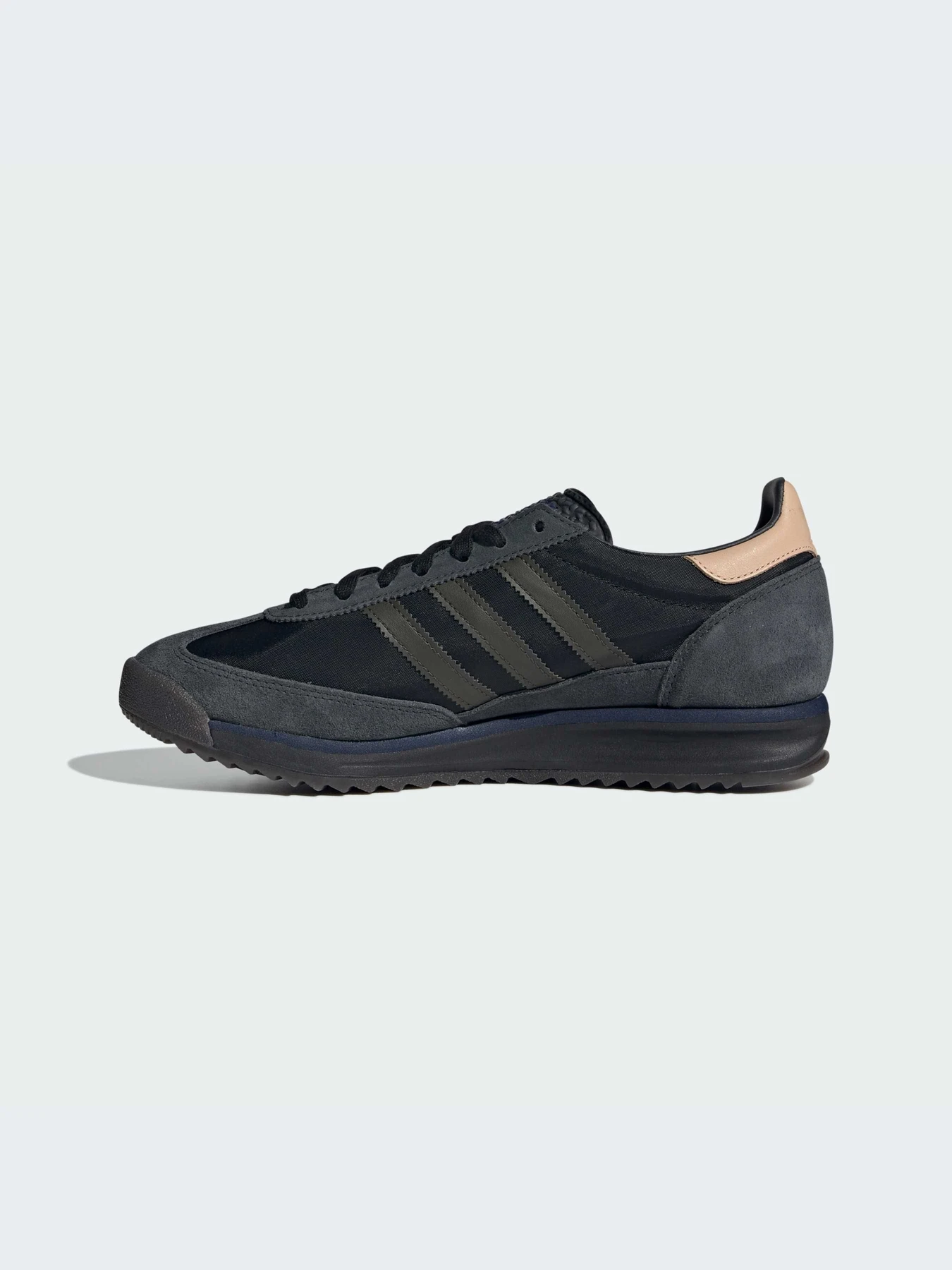 Кроссовки Adidas модель IG4646-KZ Кроссовки Adidas модель IG4646-KZ Фото