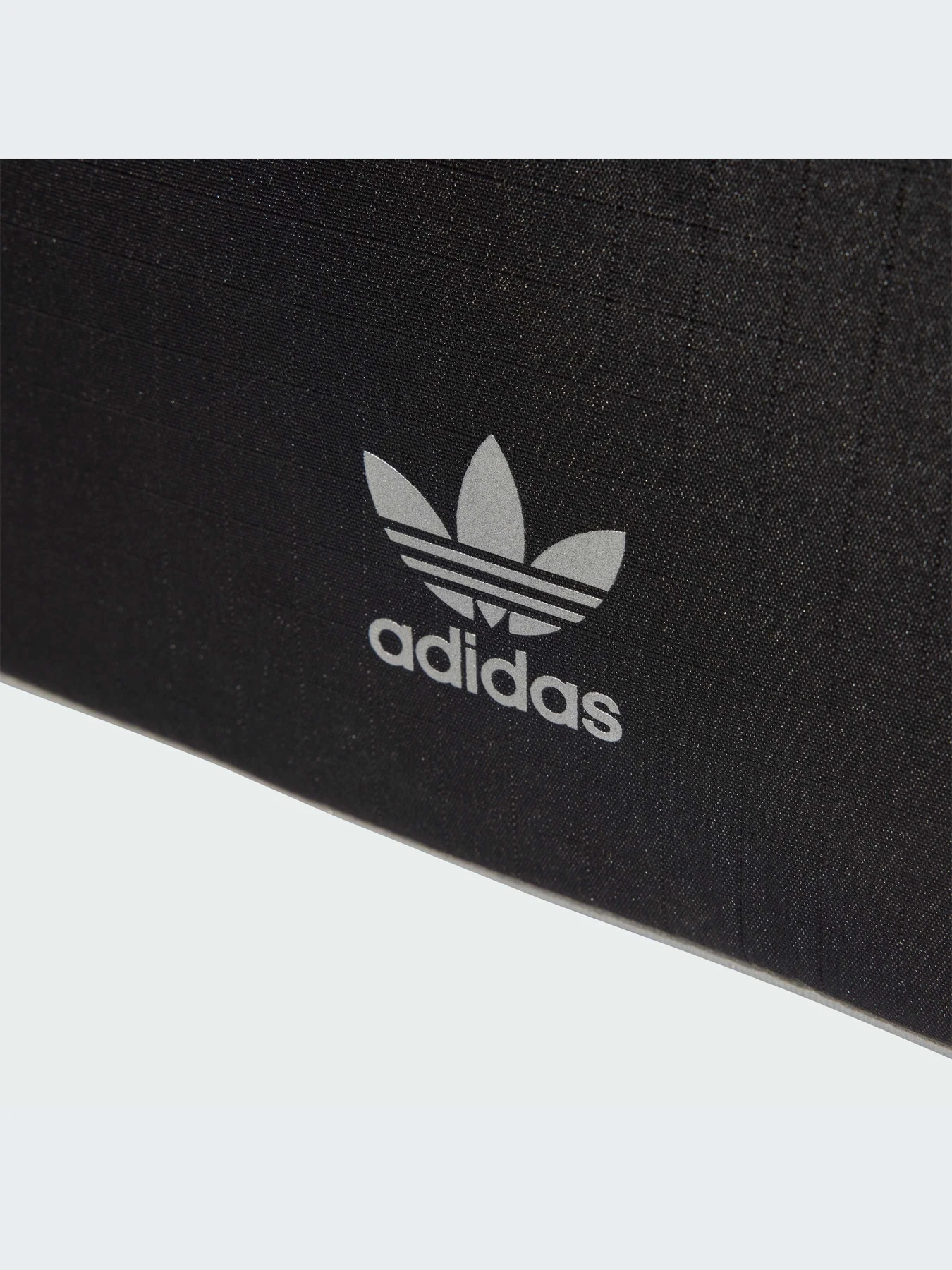 Сумки Adidas модель IW8621-KZ Сумки Adidas модель IW8621-KZ Фото