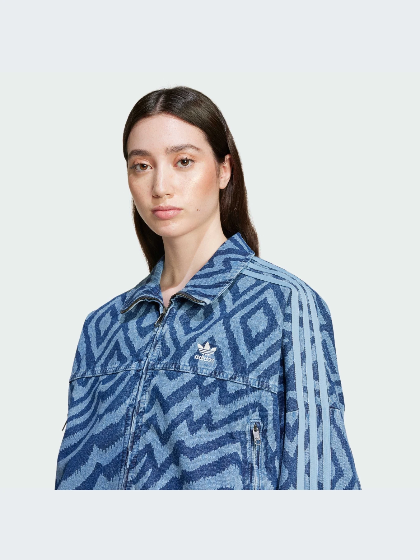 Куртки и дубленки Adidas модель IW0793-KZ Куртки и дубленки Adidas модель IW0793-KZ Фото