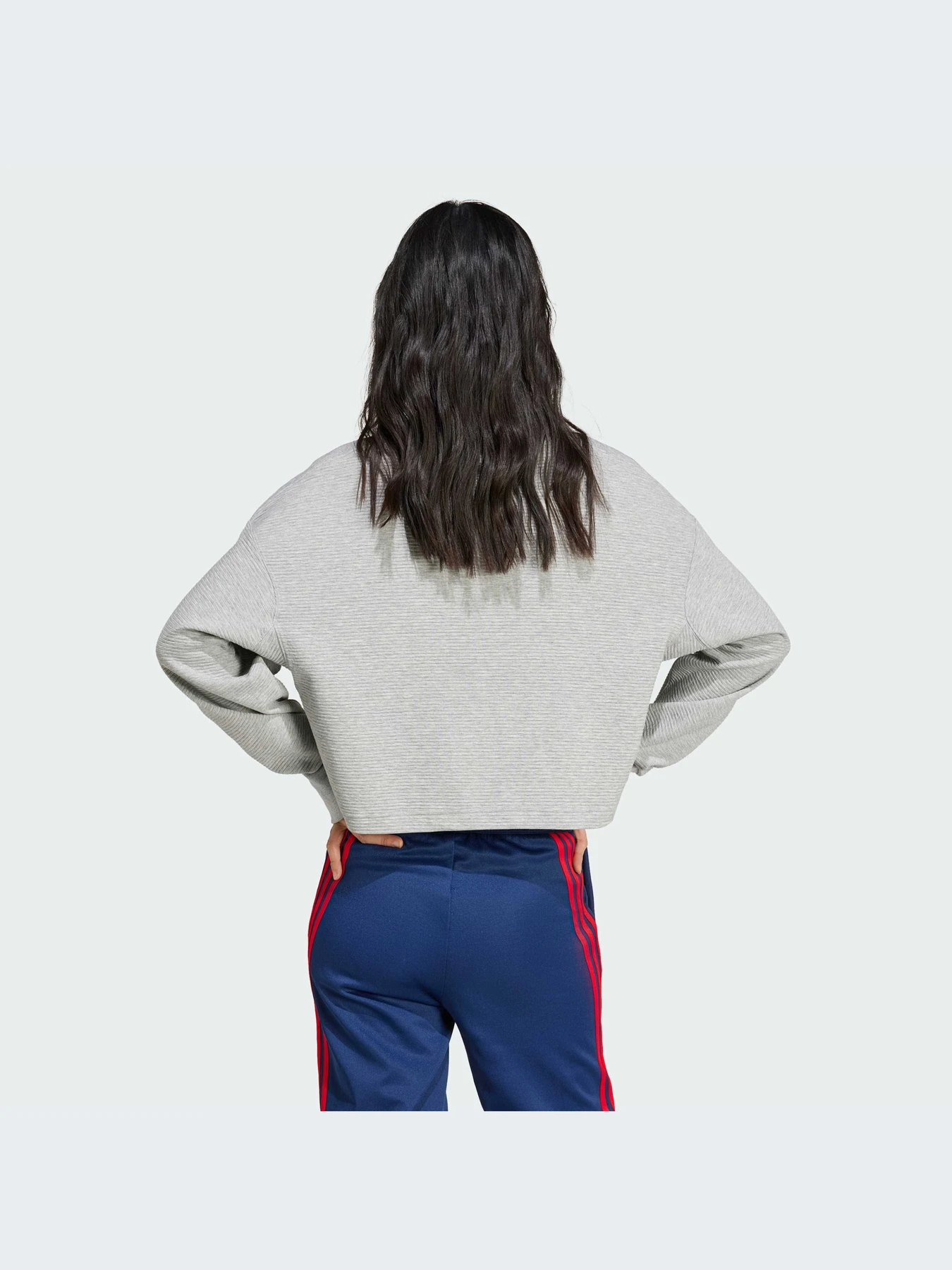 Худи и свитшоты Adidas модель IY6829-KZ Худи и свитшоты Adidas модель IY6829-KZ Фото