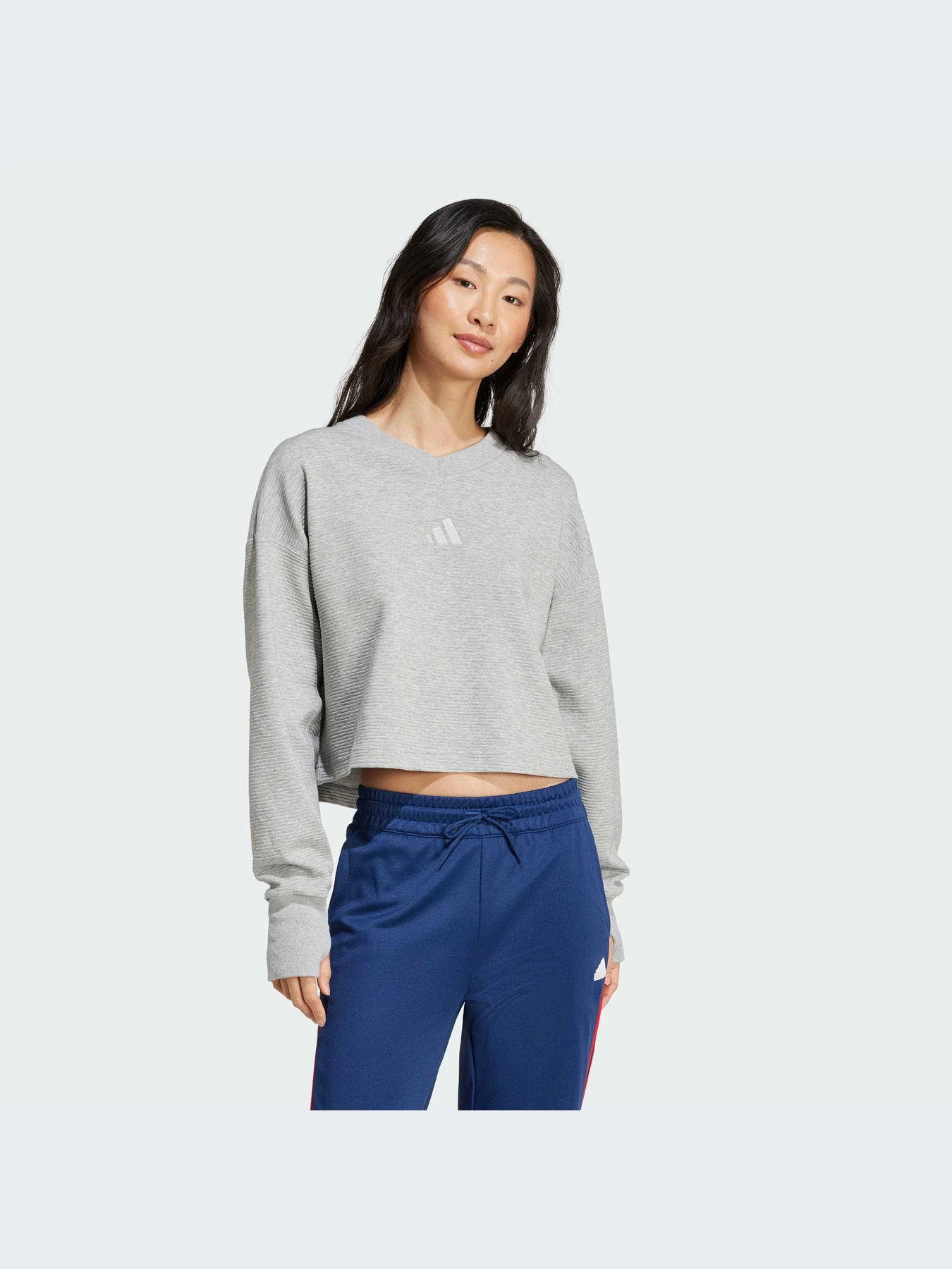 Худи и свитшоты Adidas модель IY6829-KZ Худи и свитшоты Adidas модель IY6829-KZ Фото