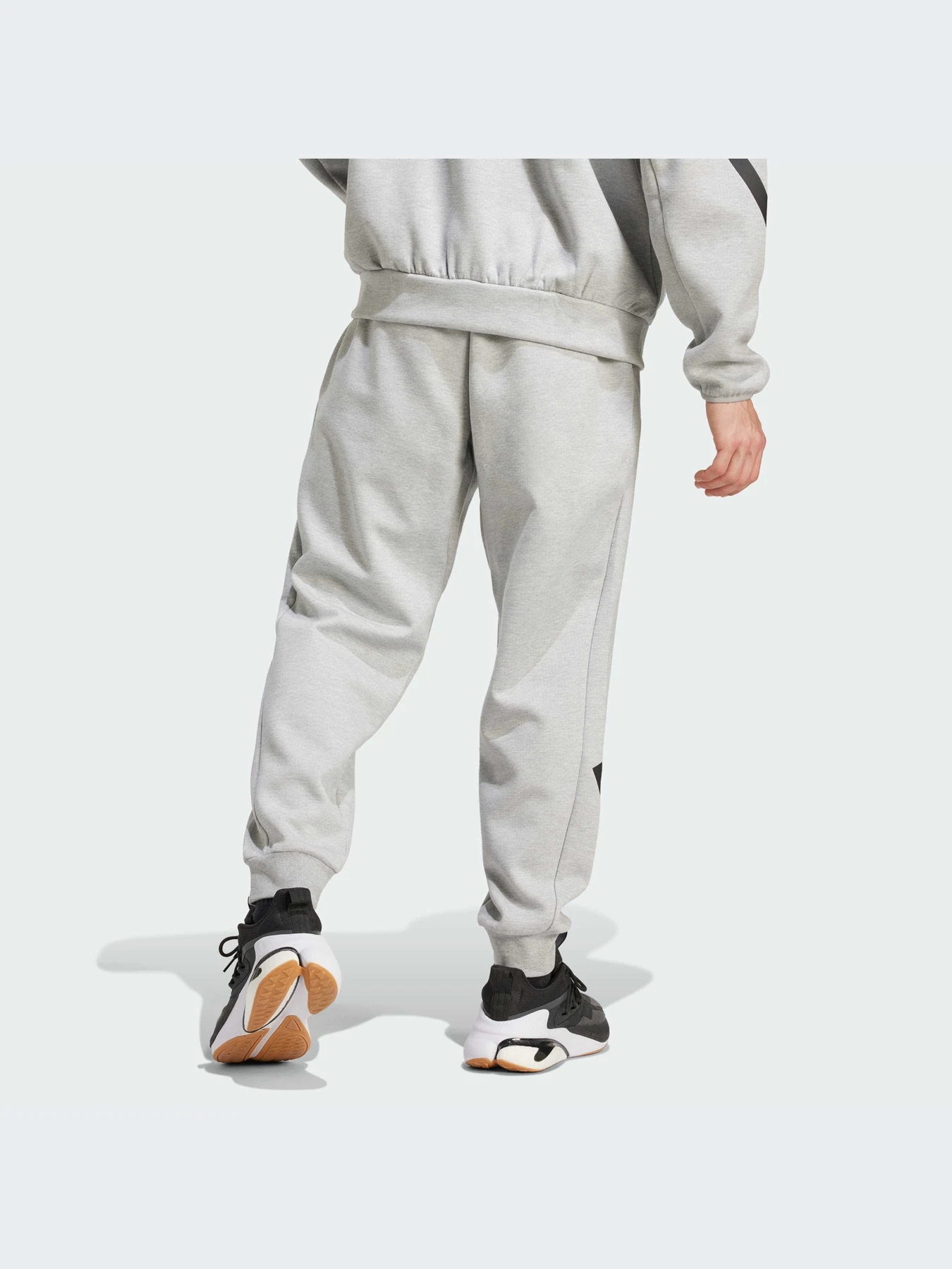 Брюки Adidas ZNE модель JF2446-KZ Брюки Adidas ZNE модель JF2446-KZ Фото