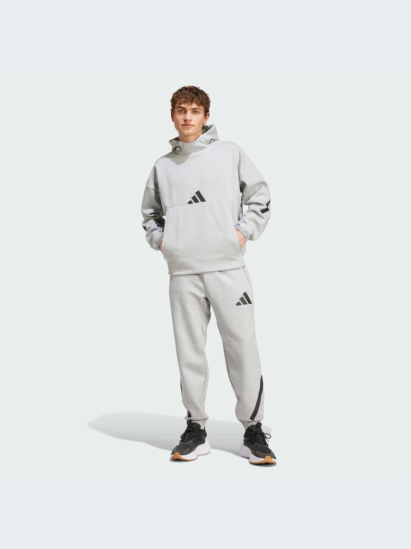 Брюки Adidas ZNE модель JF2446-KZ Брюки Adidas ZNE модель JF2446-KZ Фото