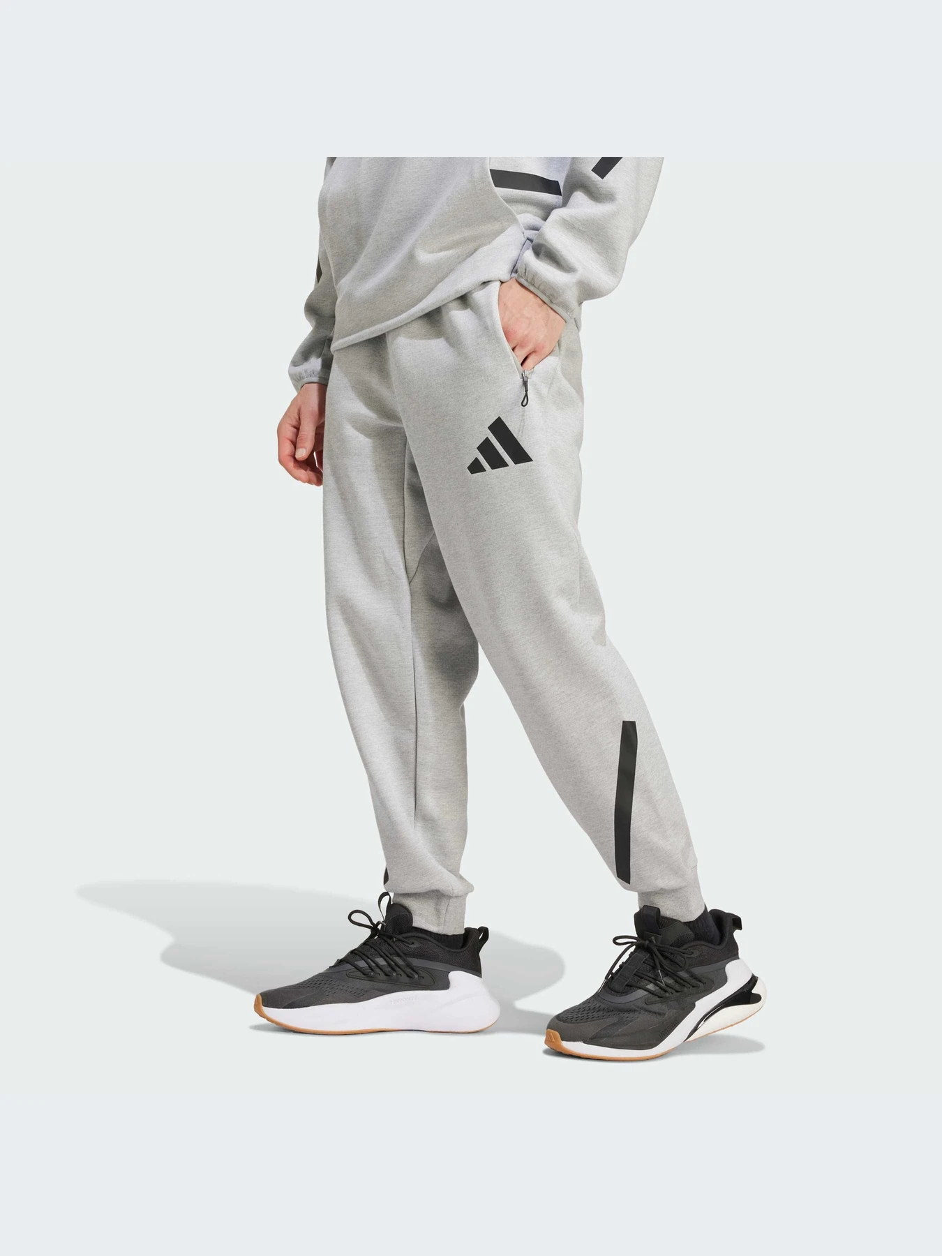 Брюки Adidas ZNE модель JF2446-KZ Брюки Adidas ZNE модель JF2446-KZ Фото