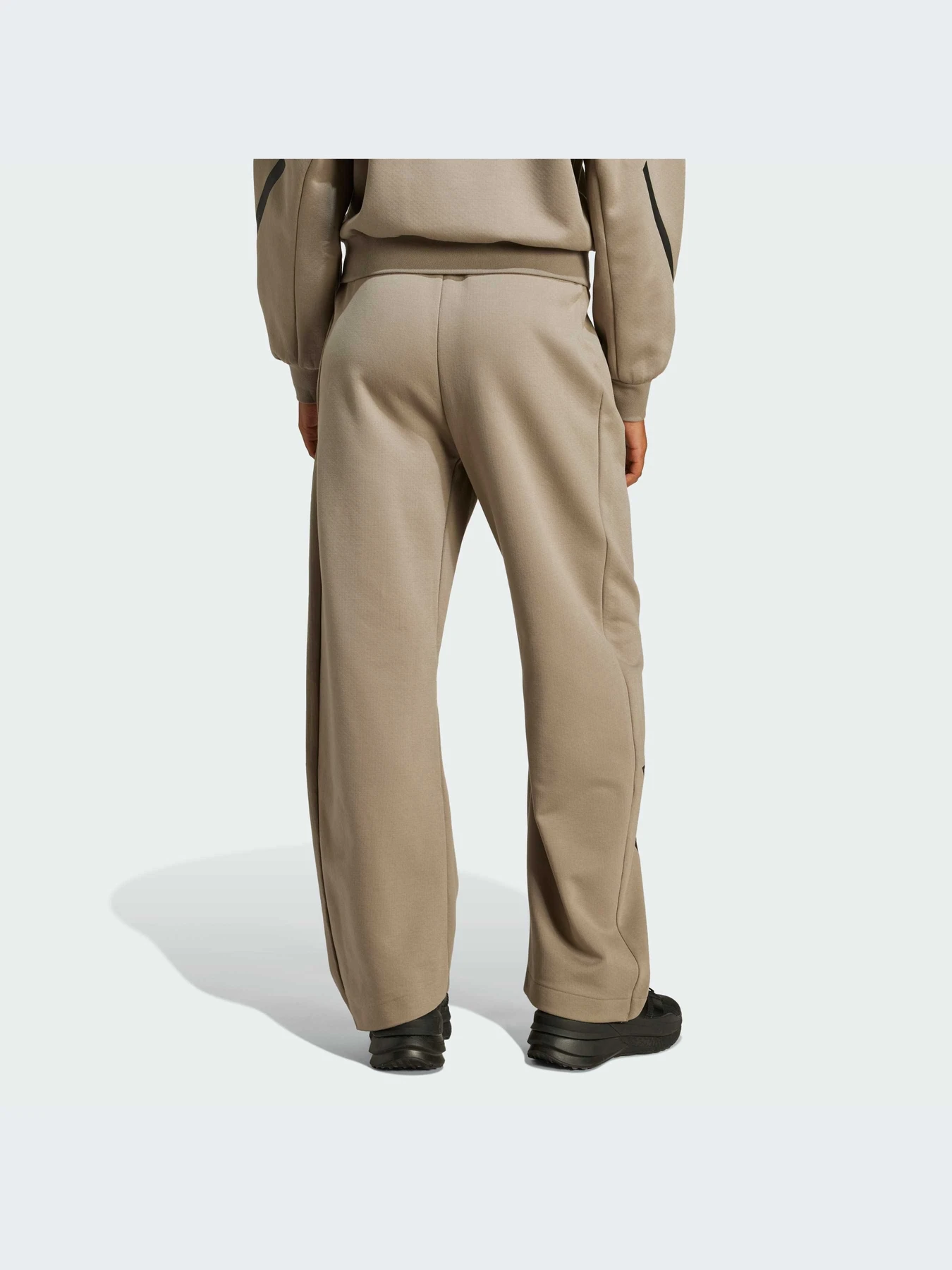 Брюки Adidas ZNE модель JD9581-KZ Брюки Adidas ZNE модель JD9581-KZ Фото