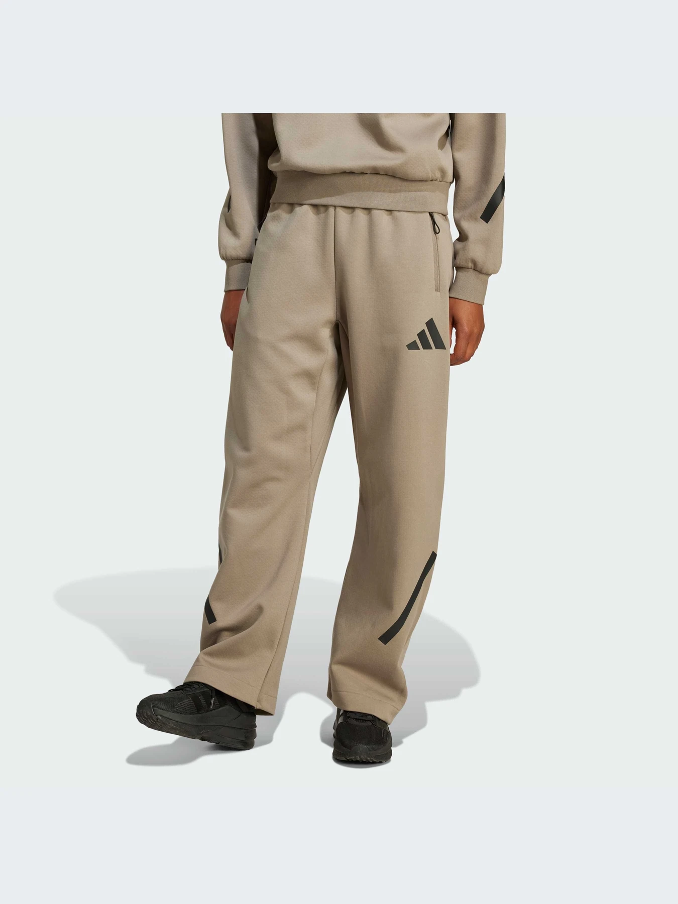 Брюки Adidas ZNE модель JD9581-KZ Брюки Adidas ZNE модель JD9581-KZ Фото