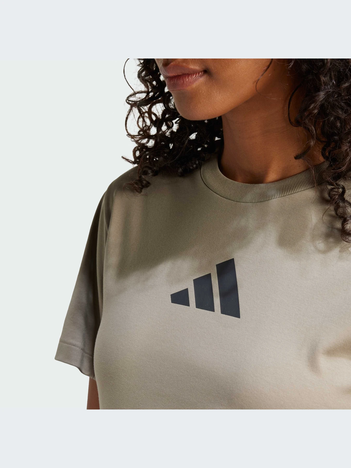 Футболки и поло Adidas ZNE модель JE7858-KZ Футболки и поло Adidas ZNE модель JE7858-KZ Фото