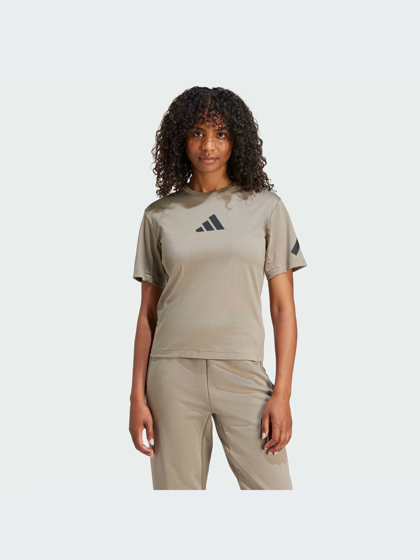 Футболки и поло Adidas ZNE модель JE7858-KZ Футболки и поло Adidas ZNE модель JE7858-KZ Фото