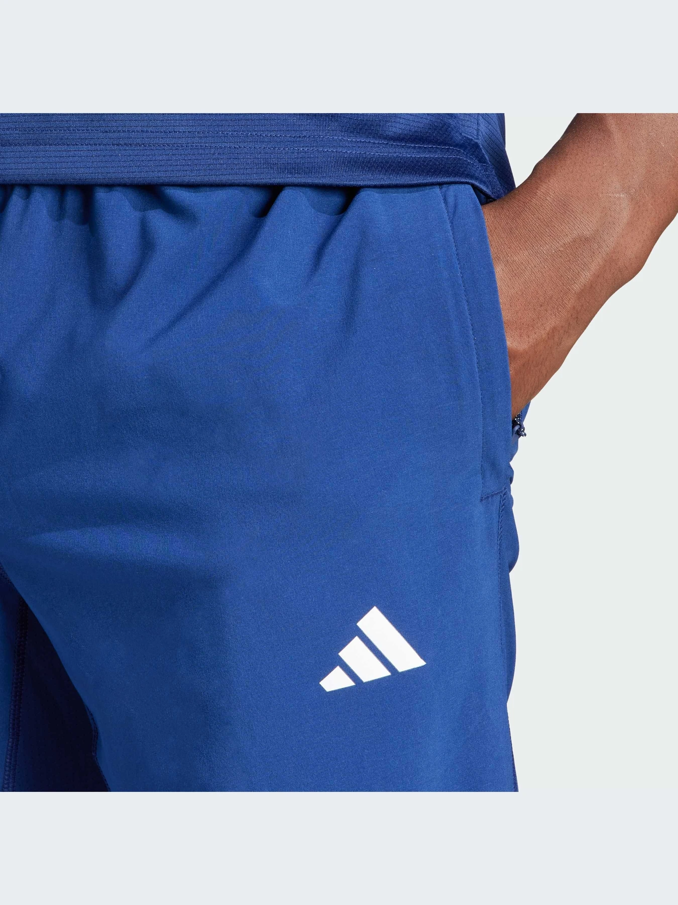 Брюки Adidas модель IU4606-KZ Брюки Adidas модель IU4606-KZ Фото