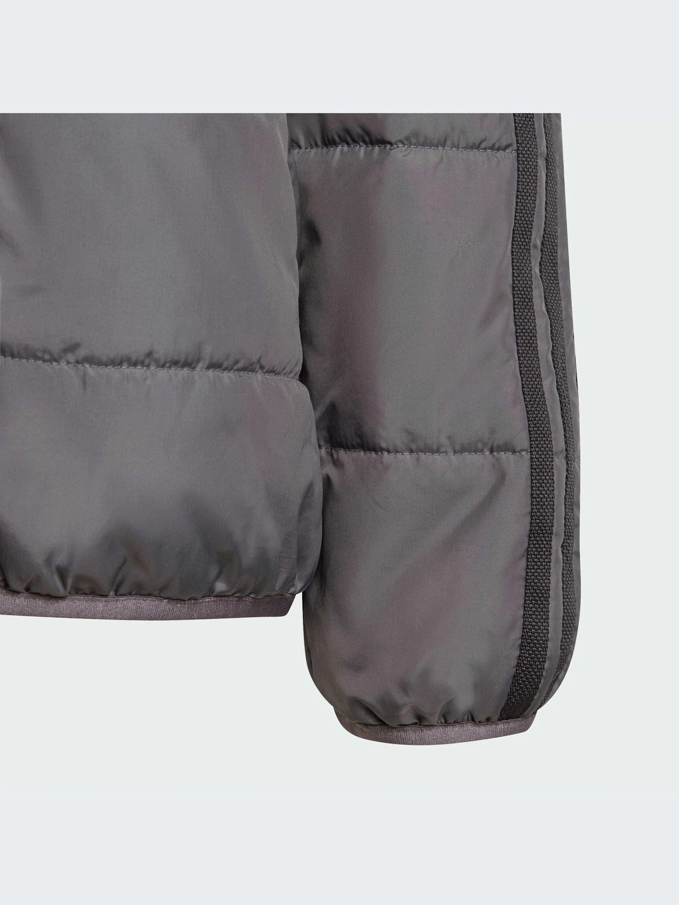 Куртки и дубленки Adidas Adicolor модель IJ7562-KZ Куртки и дубленки Adidas Adicolor модель IJ7562-KZ Фото