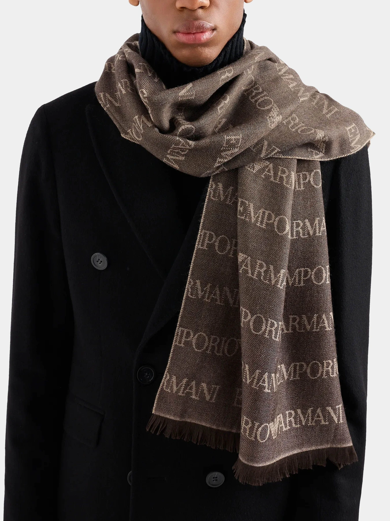 Шарфы и платки Emporio Armani модель 625060-CC786-00152 Фото