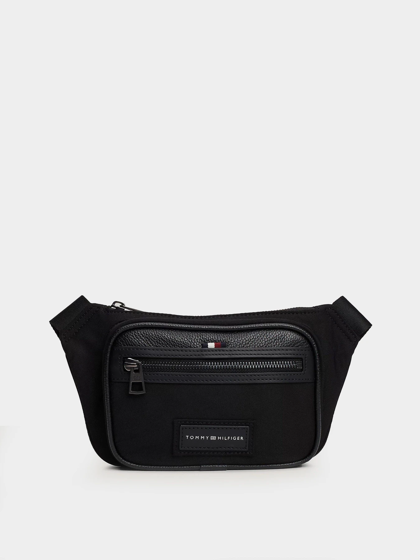 Сумки Tommy Hilfiger модель AM0AM12700-BDS Сумки Tommy Hilfiger модель AM0AM12700-BDS Фото