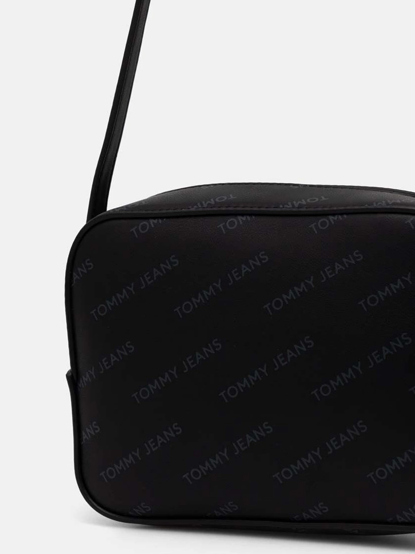 Сумки Tommy Hilfiger модель AW0AW16806-0GJ Сумки Tommy Hilfiger модель AW0AW16806-0GJ Фото