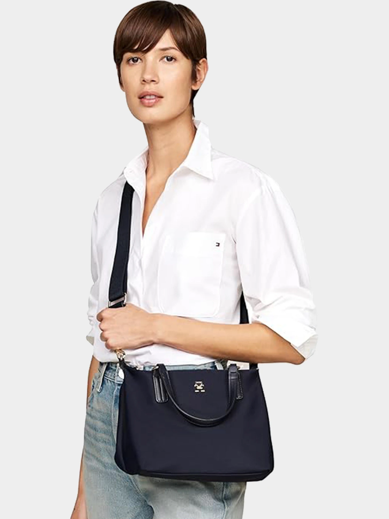 Сумки Tommy Hilfiger модель AW0AW16478-DW6 Сумки Tommy Hilfiger модель AW0AW16478-DW6 Фото