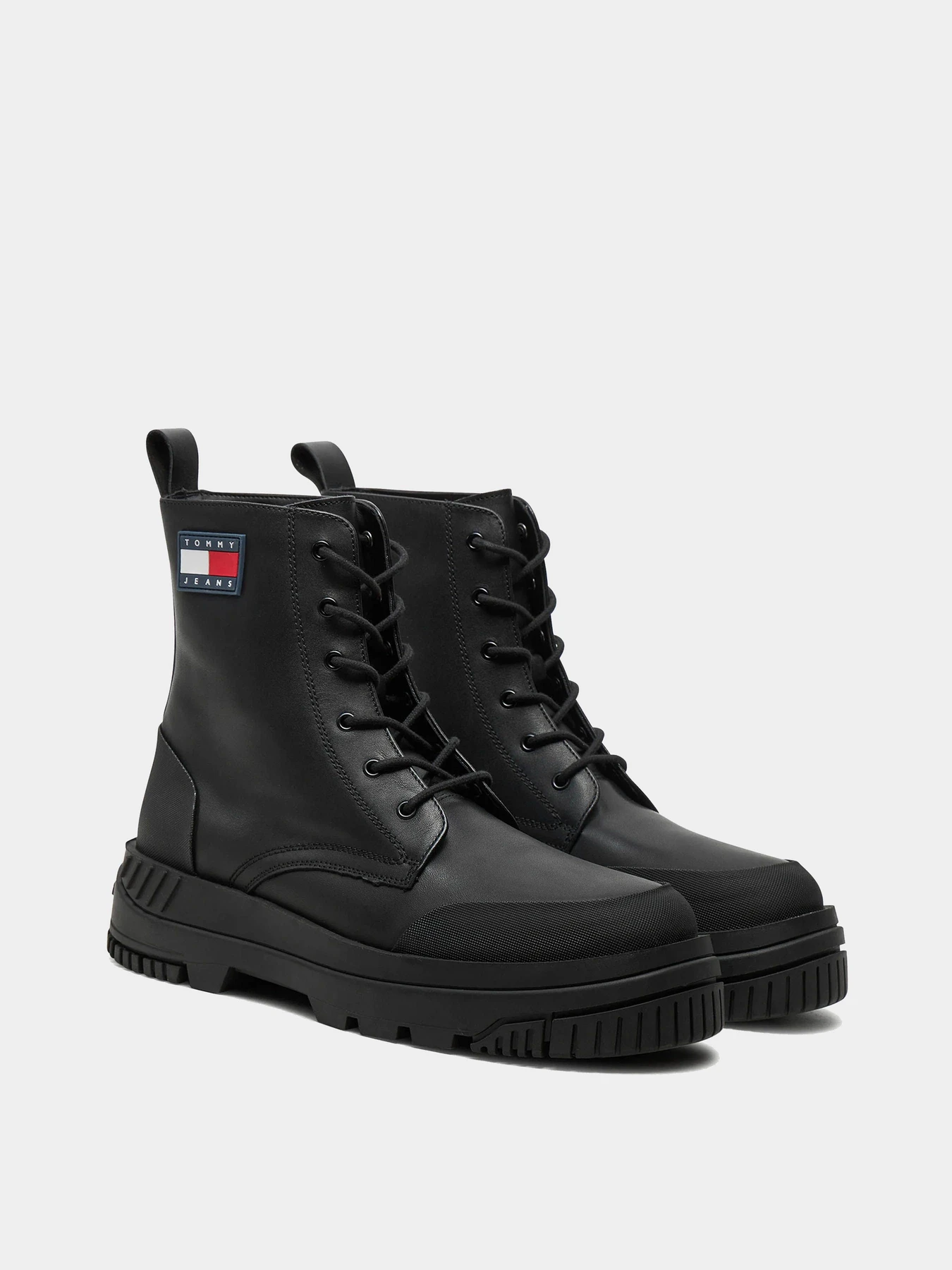 Ботинки и сапоги Tommy Hilfiger модель EM0EM01511-BDS Ботинки и сапоги Tommy Hilfiger модель EM0EM01511-BDS Фото