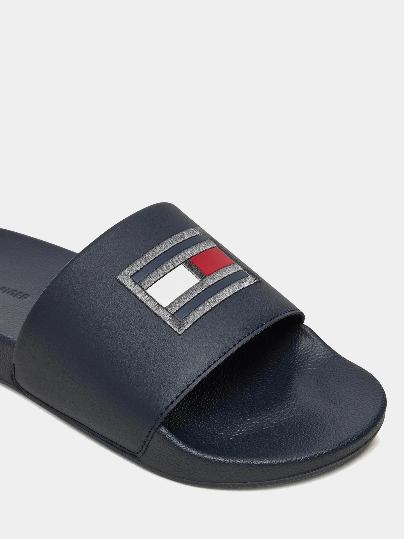 Шлёпанцы Tommy Hilfiger модель FM0FM05232-DW5 Фото