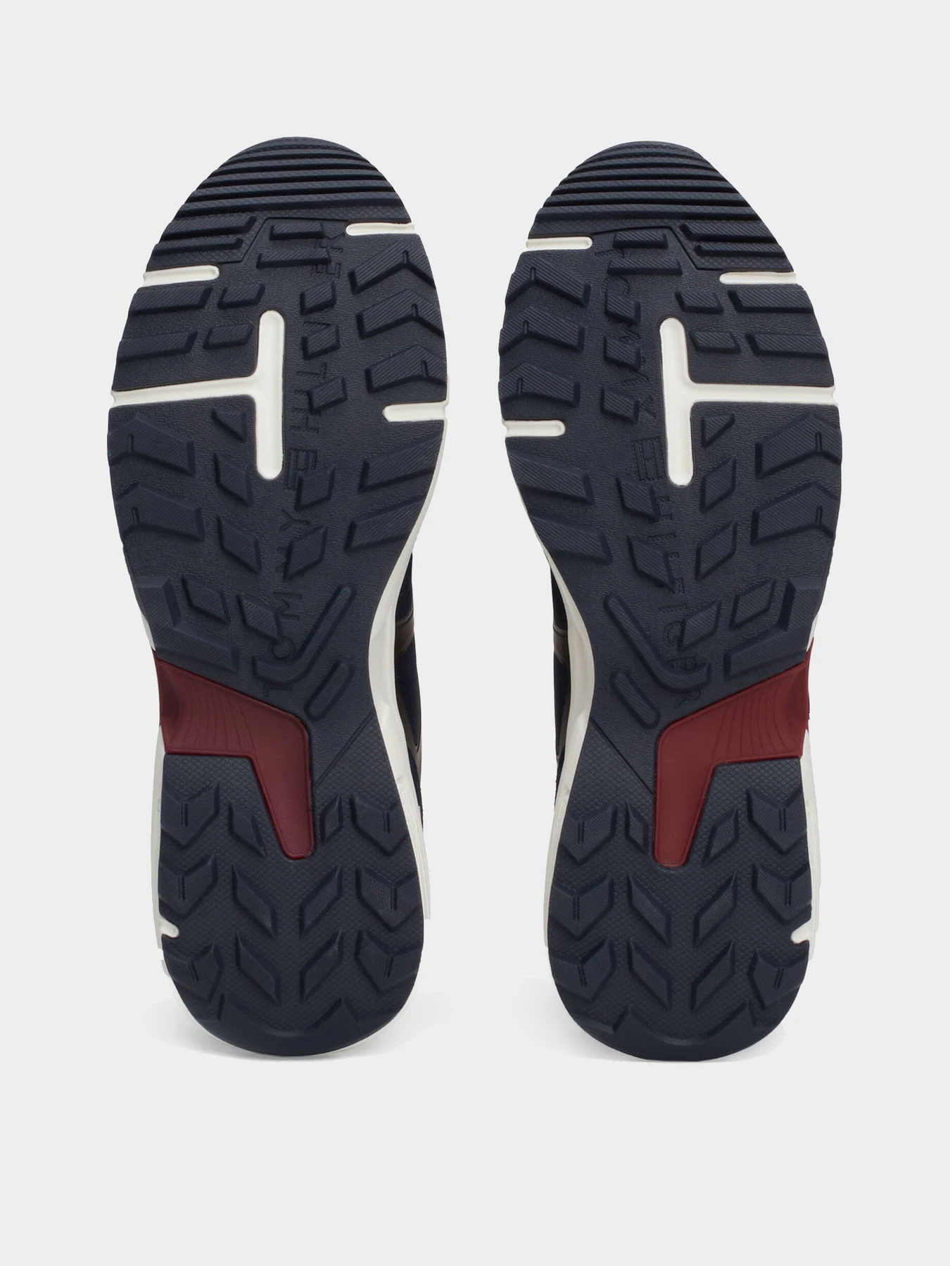 Кроссовки Tommy Hilfiger модель FM0FM05221-DW5 Кроссовки Tommy Hilfiger модель FM0FM05221-DW5 Фото