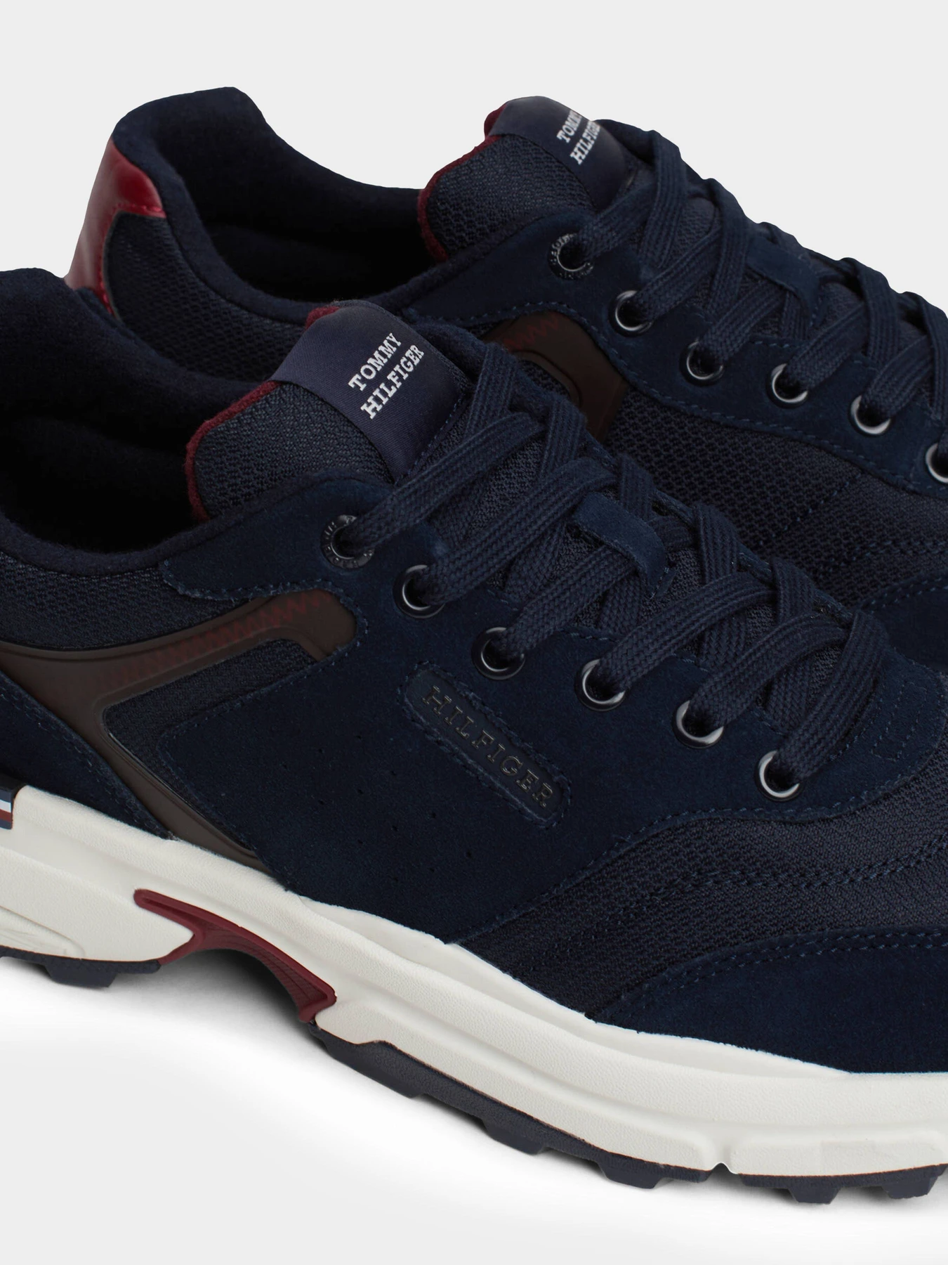 Кроссовки Tommy Hilfiger модель FM0FM05221-DW5 Кроссовки Tommy Hilfiger модель FM0FM05221-DW5 Фото