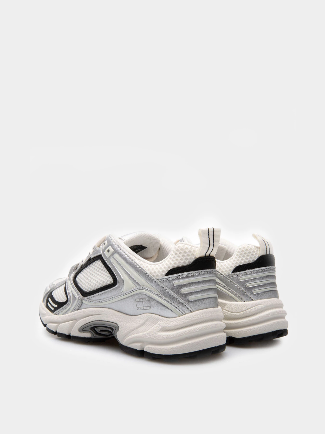 Кроссовки Tommy Hilfiger модель EN0EN02680-PE6 Кроссовки Tommy Hilfiger модель EN0EN02680-PE6 Фото