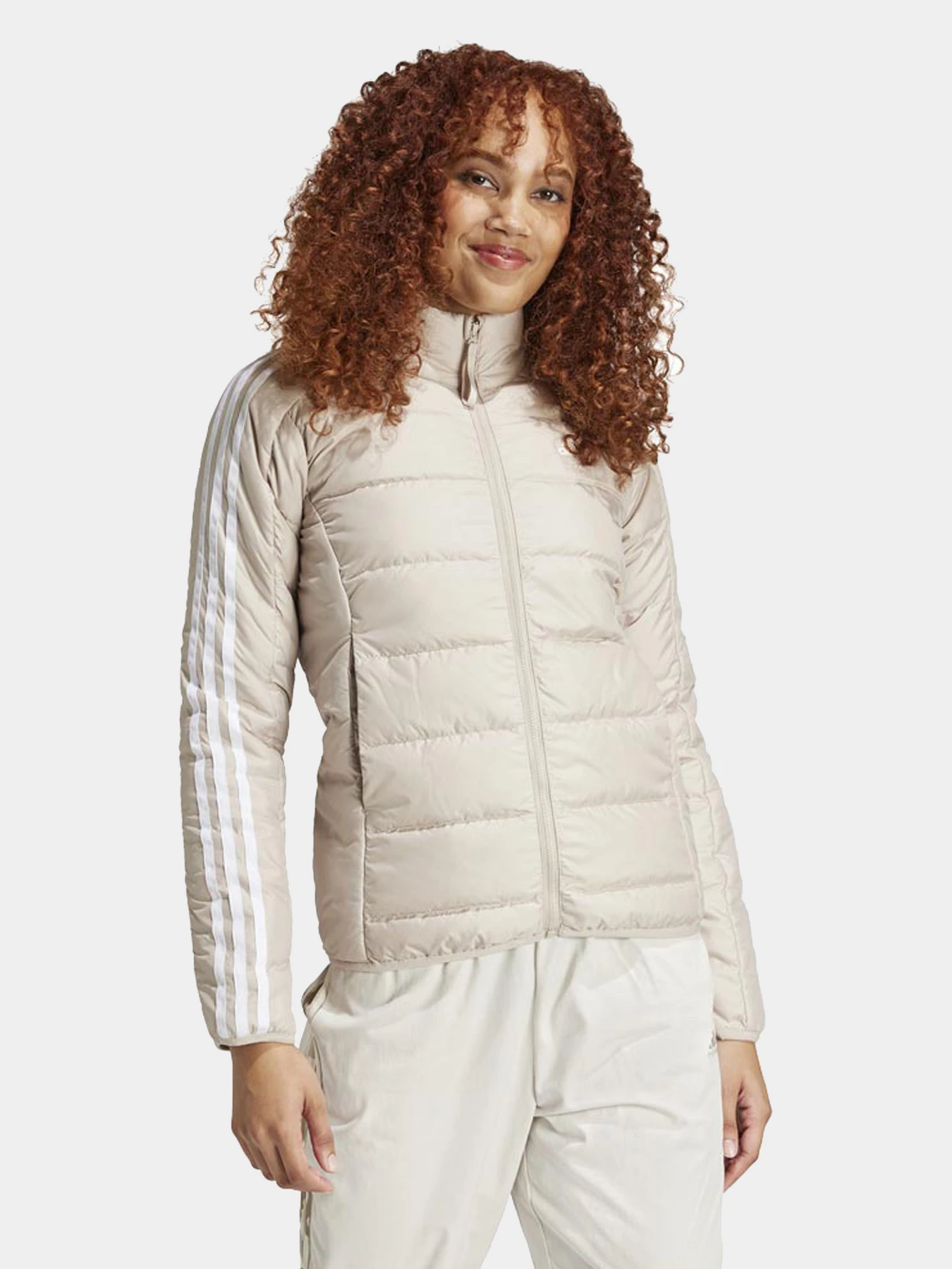 Куртки и дубленки Adidas модель IX8925 Куртки и дубленки Adidas модель IX8925 Фото