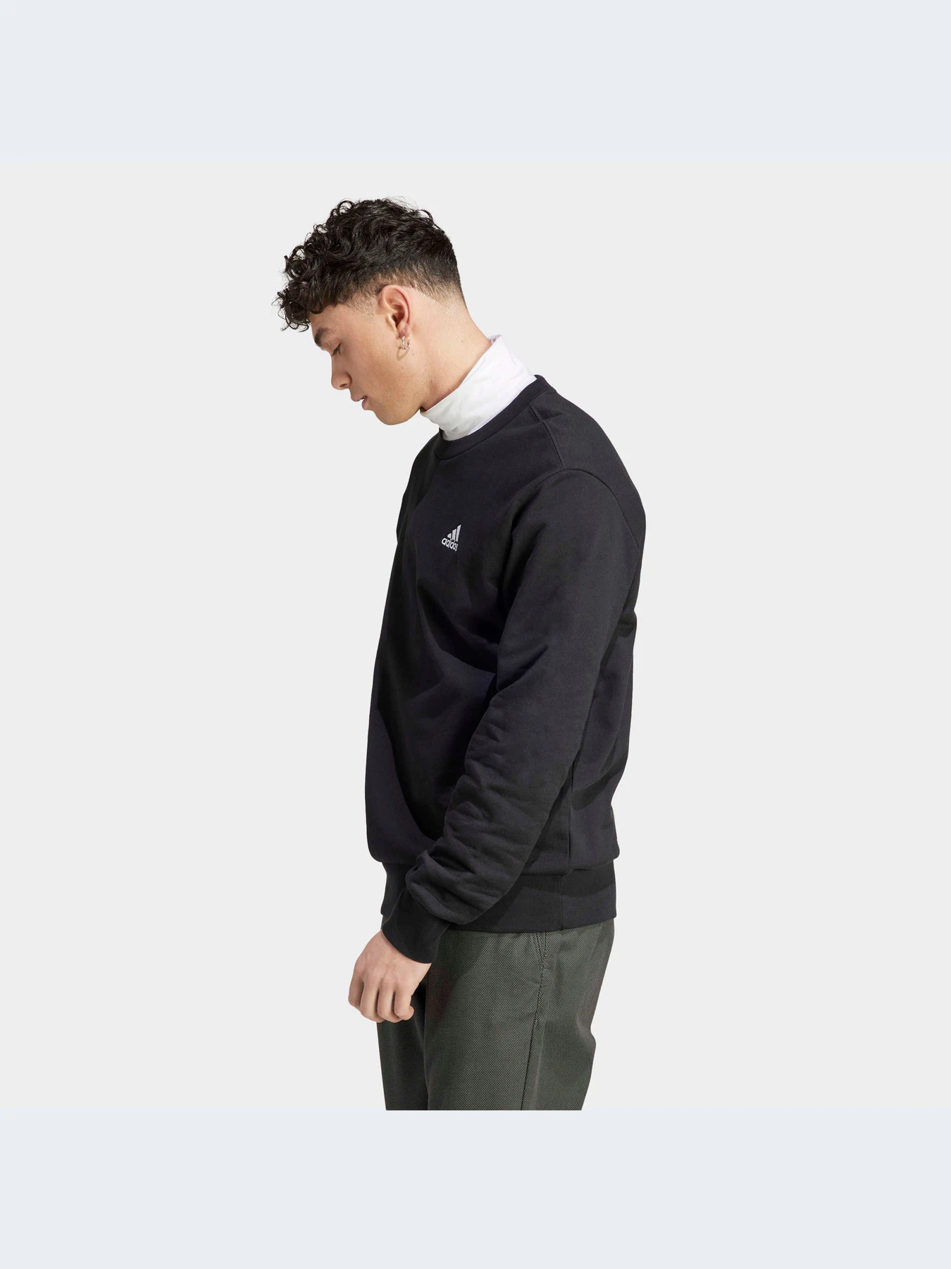 Худи и свитшоты Adidas модель IC9329-KZ Худи и свитшоты Adidas модель IC9329-KZ Фото