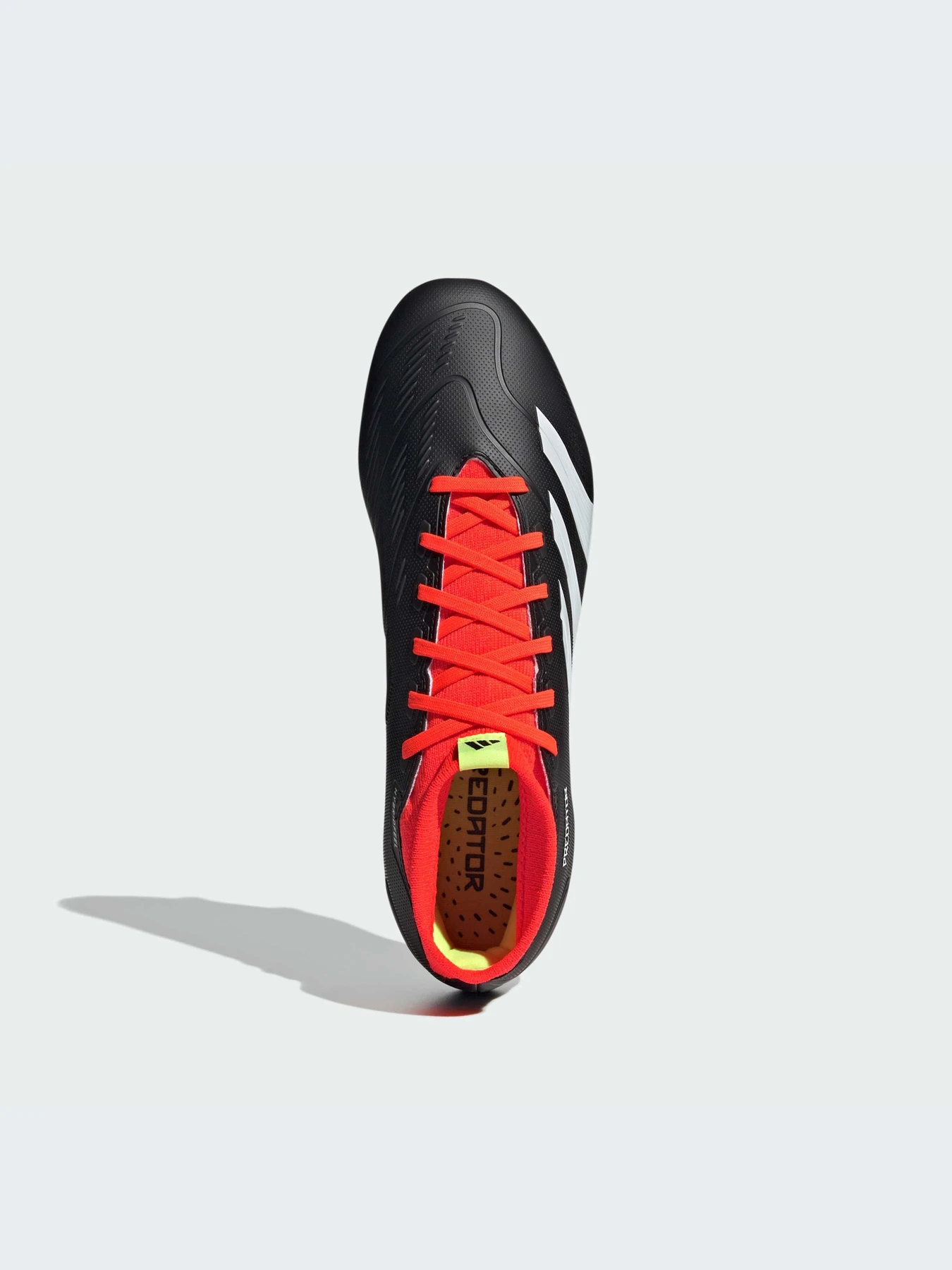 Кроссовки Adidas Predator модель IG7772-KZ Кроссовки Adidas Predator модель IG7772-KZ Фото