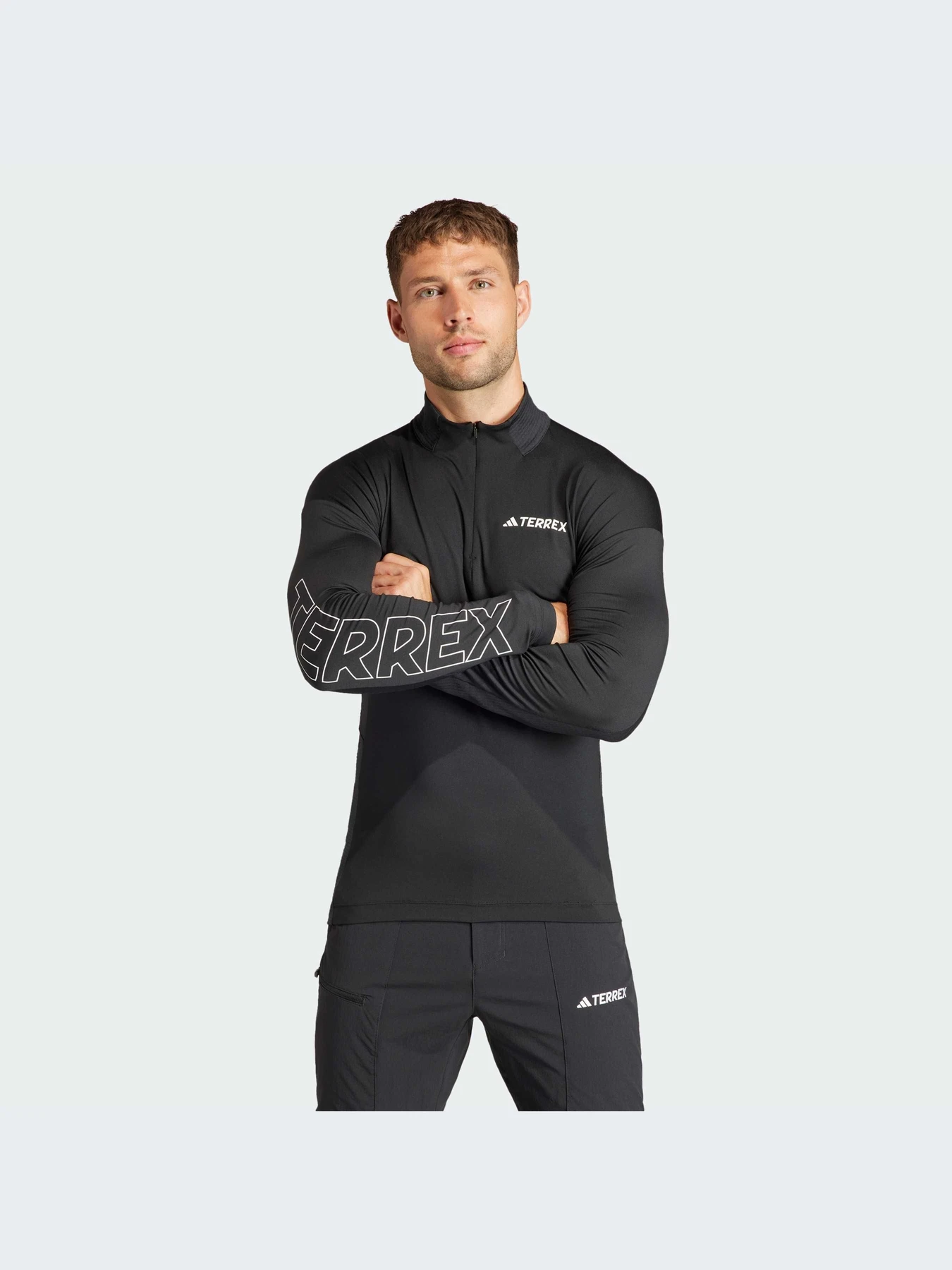 Худи и свитшоты Adidas модель HZ6252-KZ Худи и свитшоты Adidas модель HZ6252-KZ Фото