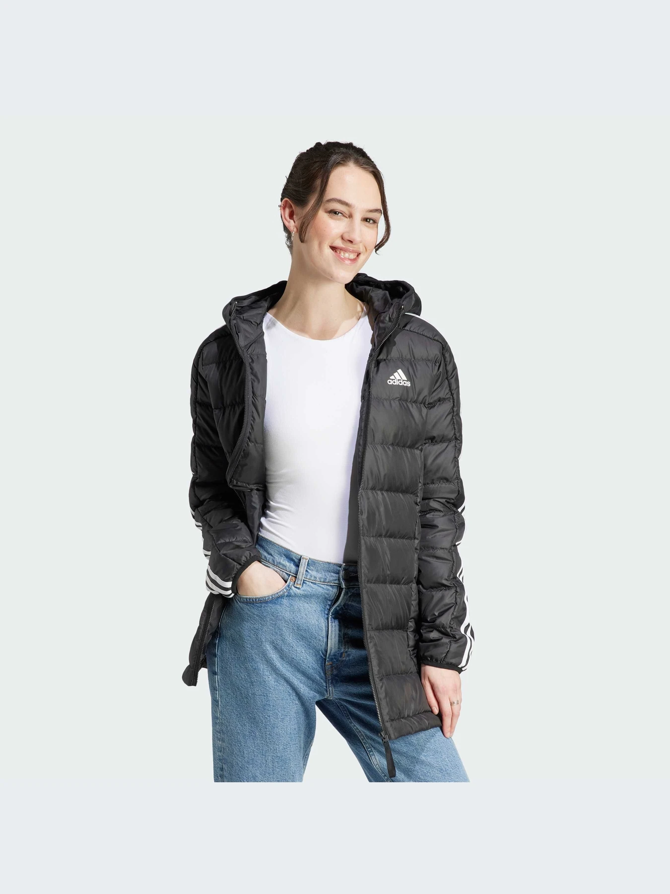 Куртки и дубленки Adidas модель HZ4428-KZ Куртки и дубленки Adidas модель HZ4428-KZ Фото