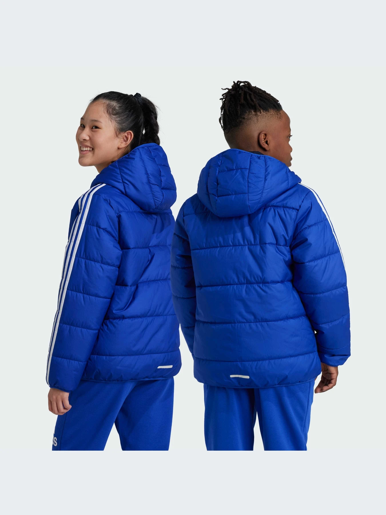 Куртки и дубленки Adidas модель IW0543-KZ Куртки и дубленки Adidas модель IW0543-KZ Фото
