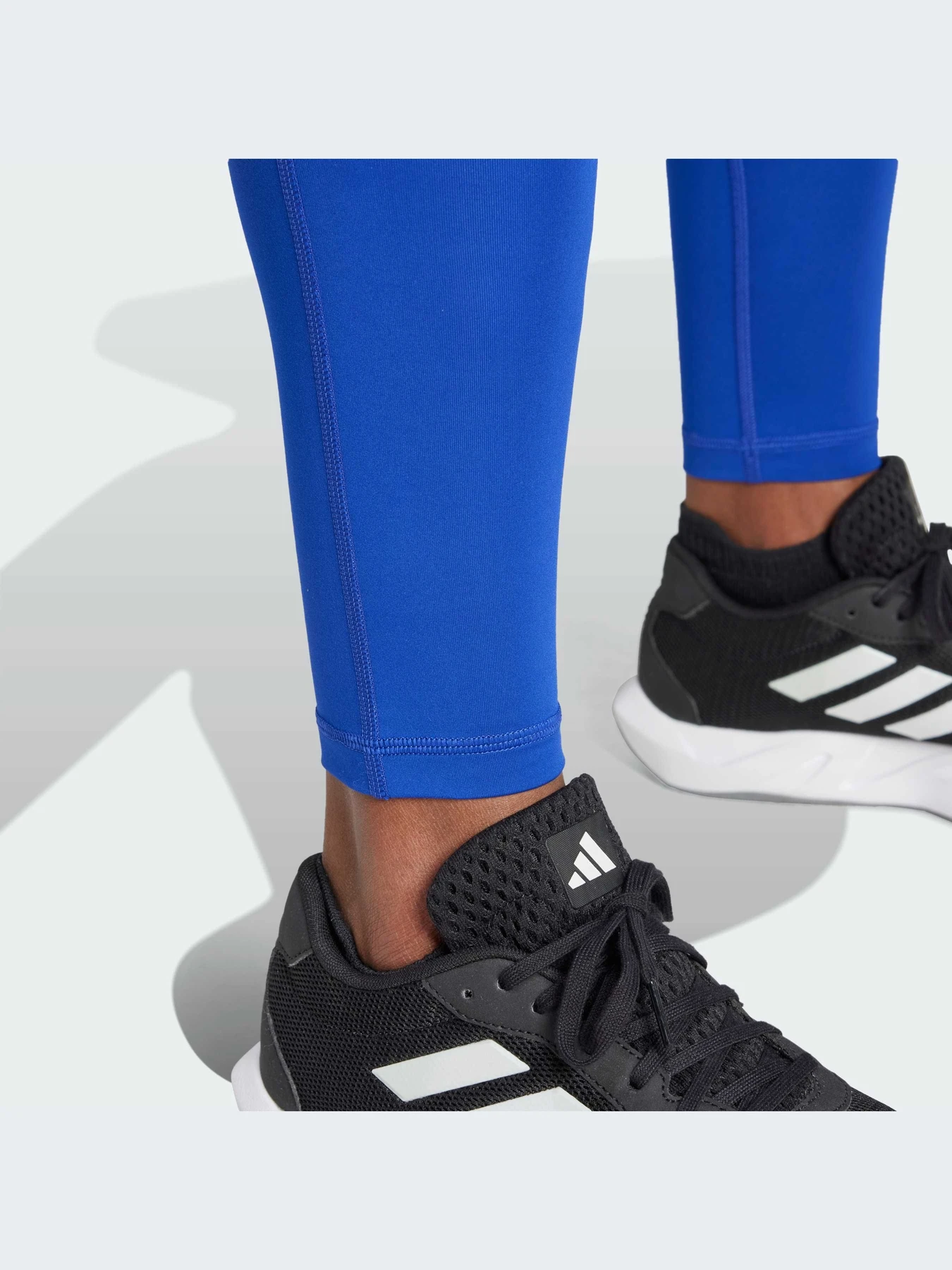 Брюки Adidas модель IX5020-KZ Брюки Adidas модель IX5020-KZ Фото