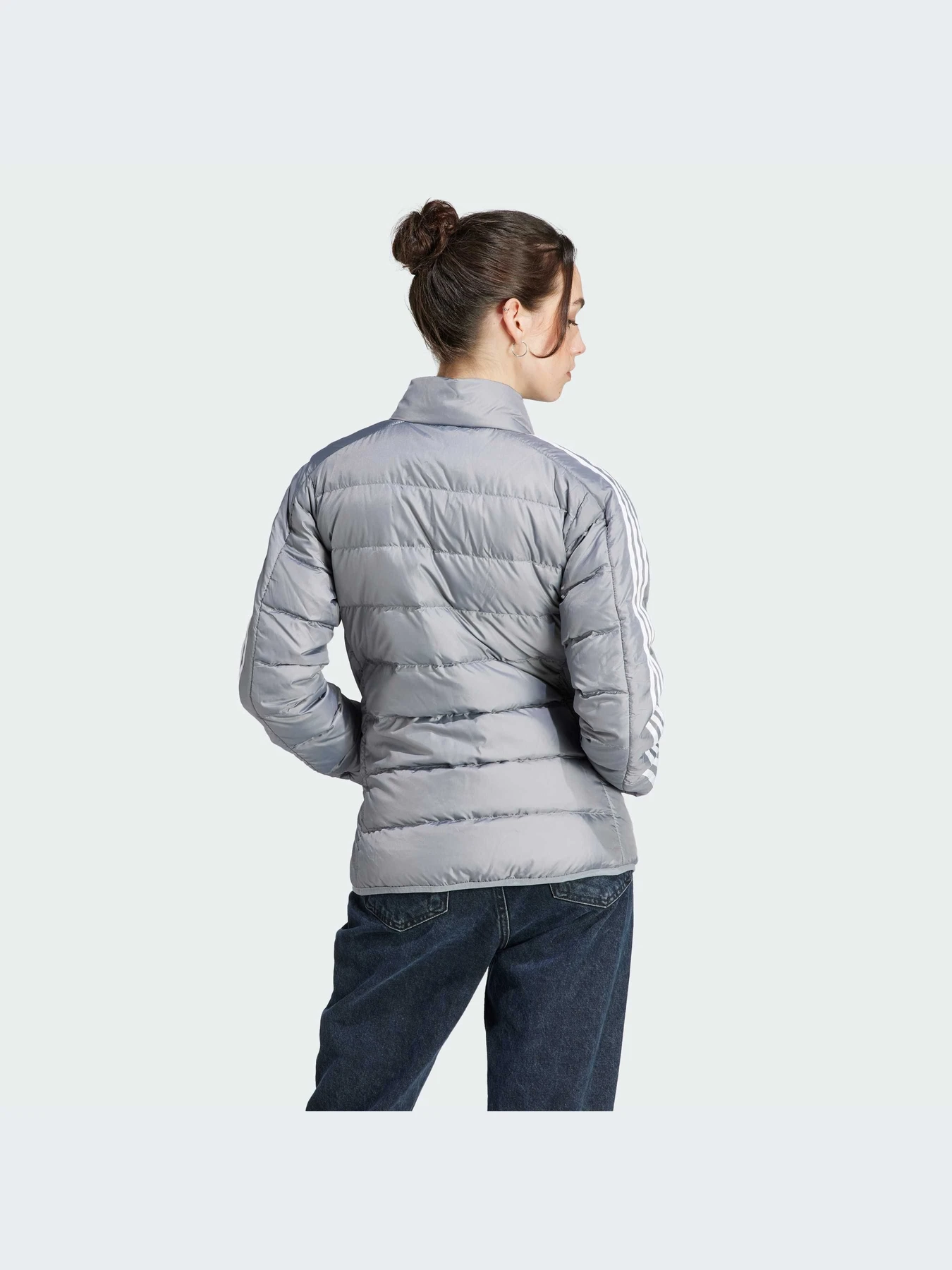 Куртки и дубленки Adidas модель IK3228-KZ Куртки и дубленки Adidas модель IK3228-KZ Фото