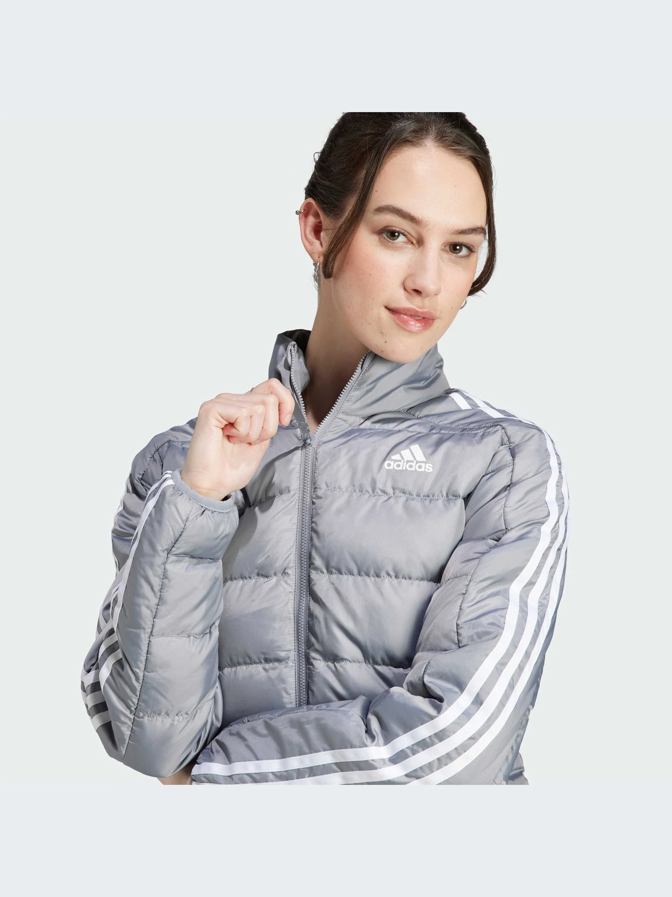 Куртки и дубленки Adidas модель IK3228-KZ Куртки и дубленки Adidas модель IK3228-KZ Фото