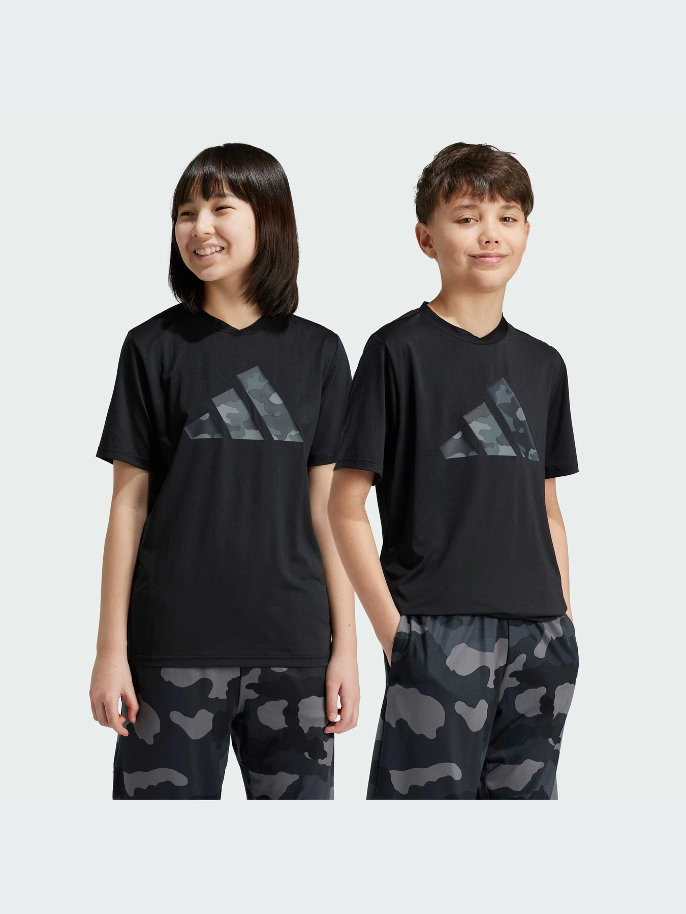 Футболки и поло Adidas модель IV9588-KZ Футболки и поло Adidas модель IV9588-KZ Фото