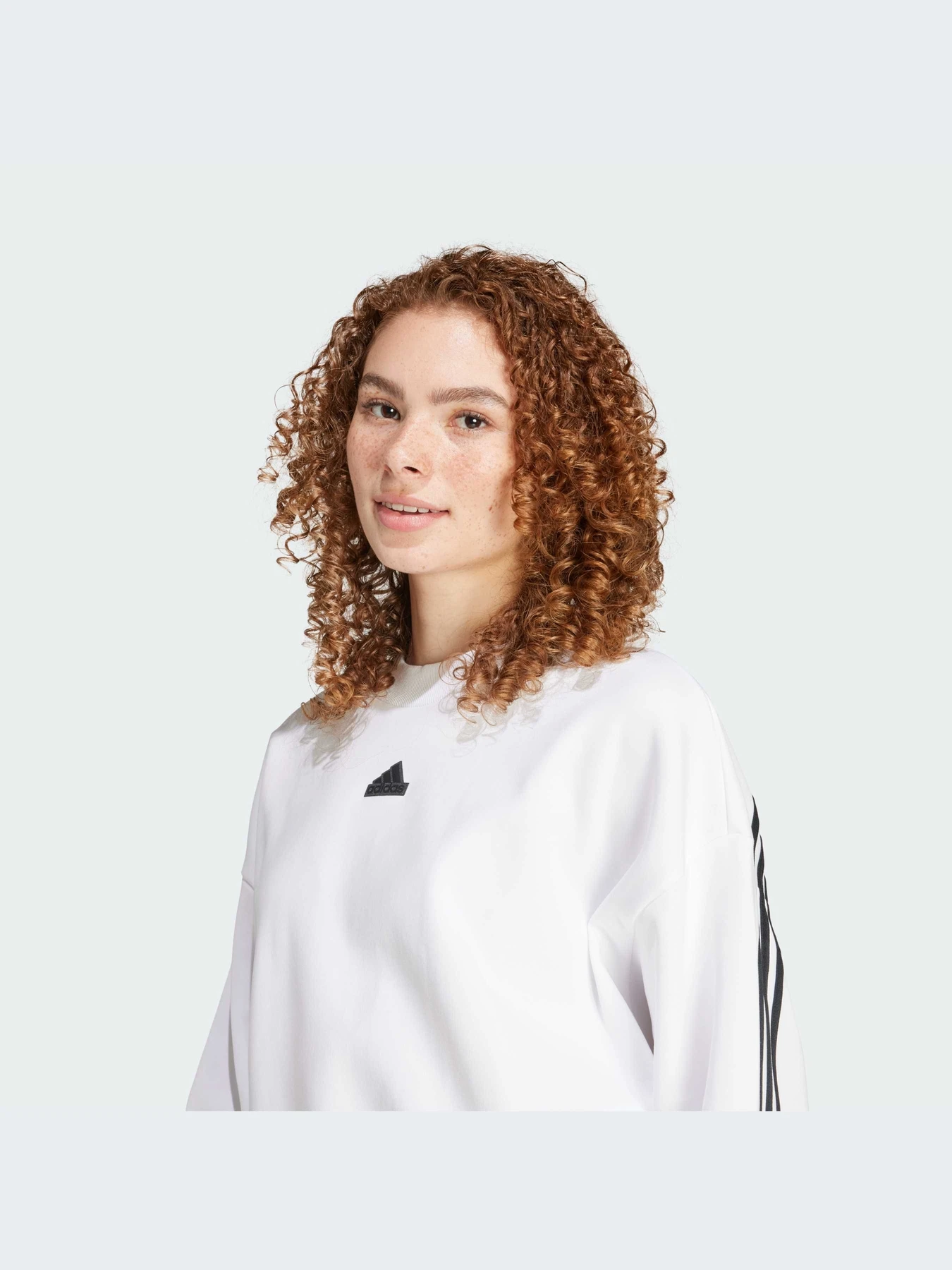 Худи и свитшоты Adidas модель IZ0005-KZ Худи и свитшоты Adidas модель IZ0005-KZ Фото