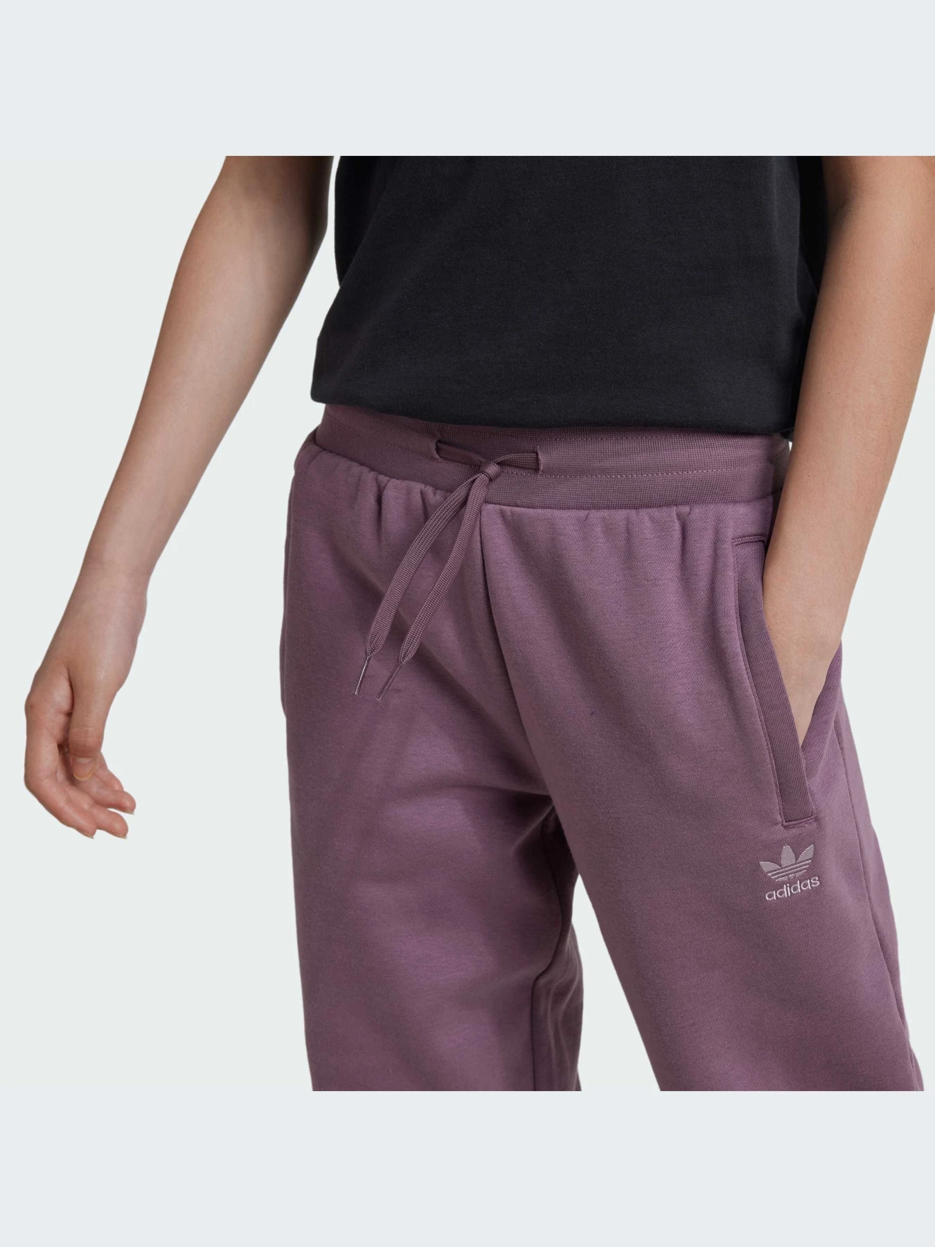 Брюки Adidas модель IX7644-KZ Брюки Adidas модель IX7644-KZ Фото