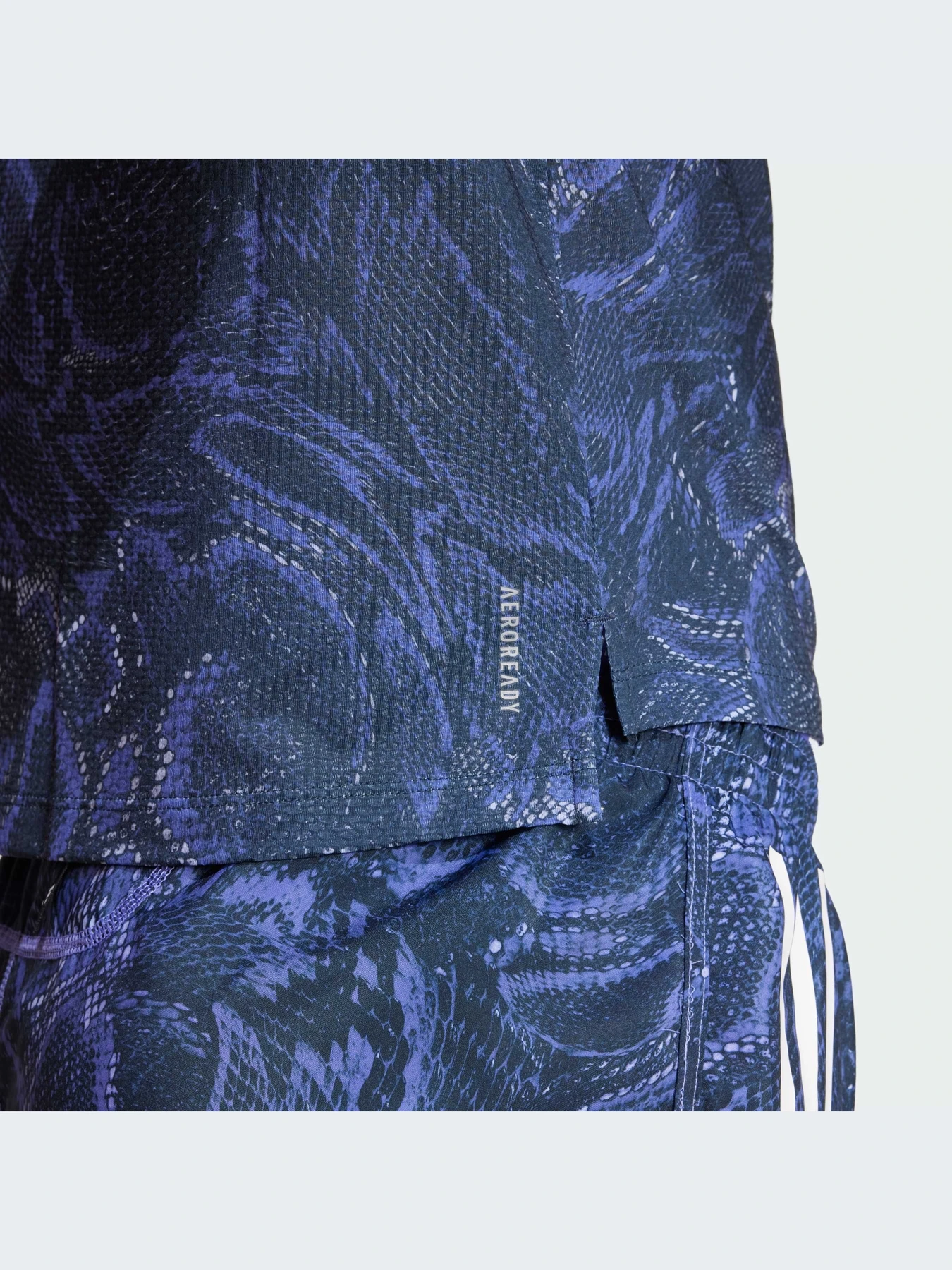Футболки и поло Adidas модель IV9991-KZ Футболки и поло Adidas модель IV9991-KZ Фото