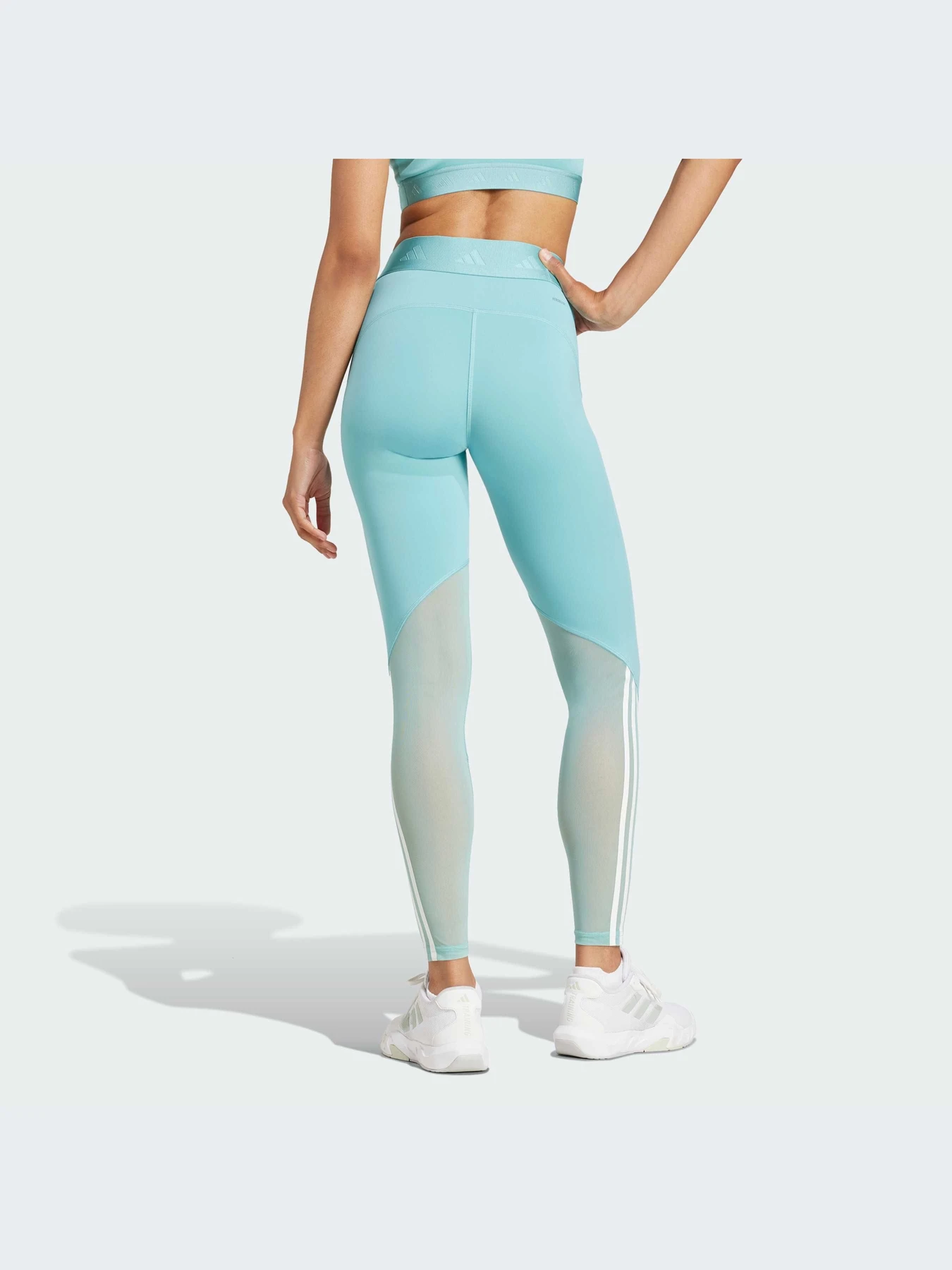 Брюки Adidas модель IX3236-KZ Брюки Adidas модель IX3236-KZ Фото
