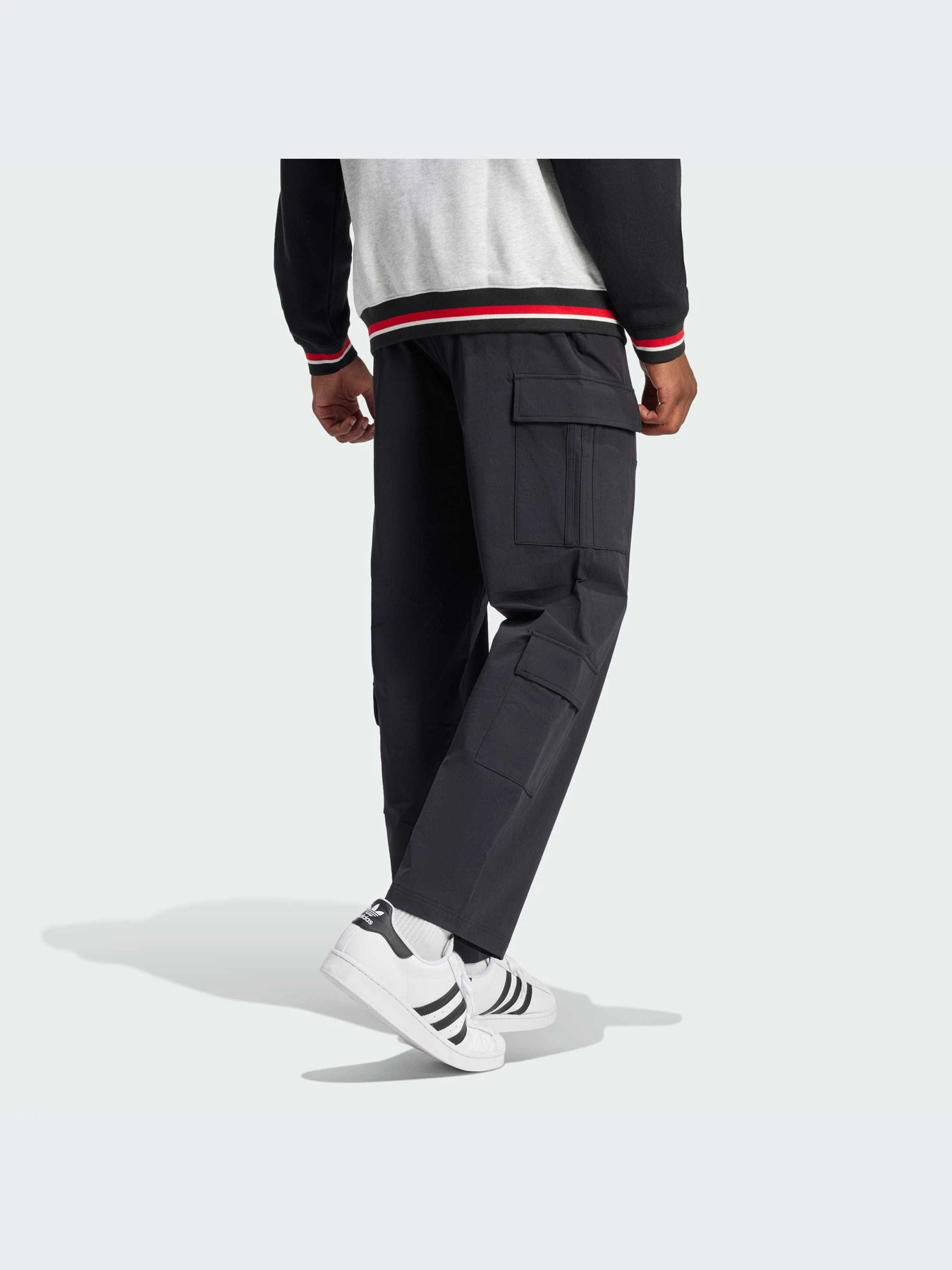 Брюки Adidas модель IY2079-KZ Брюки Adidas модель IY2079-KZ Фото