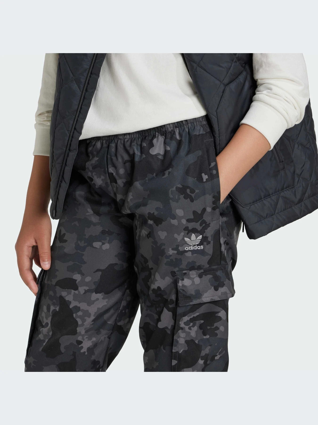 Брюки Adidas модель IY1752-KZ Брюки Adidas модель IY1752-KZ Фото