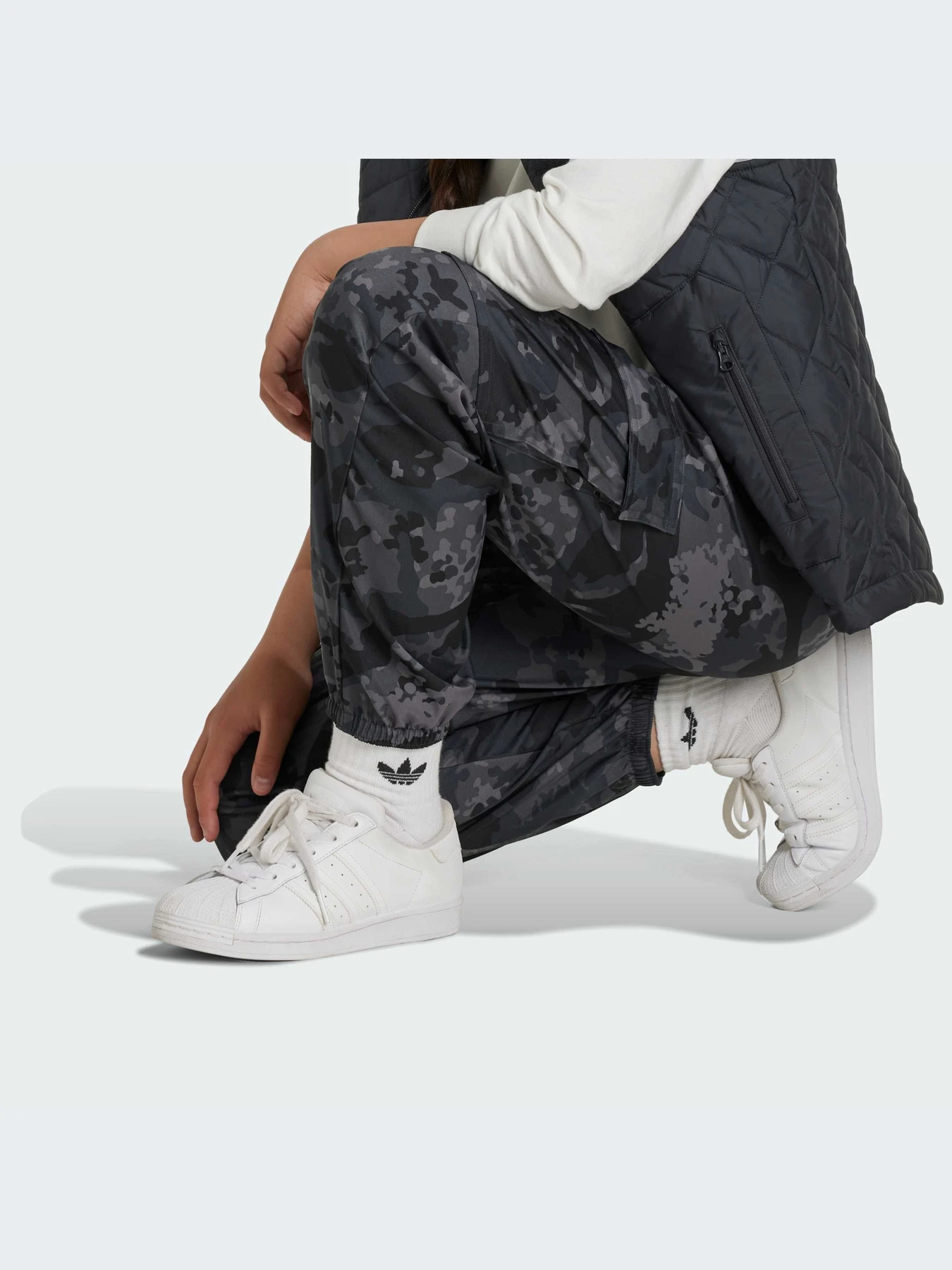 Брюки Adidas модель IY1752-KZ Брюки Adidas модель IY1752-KZ Фото