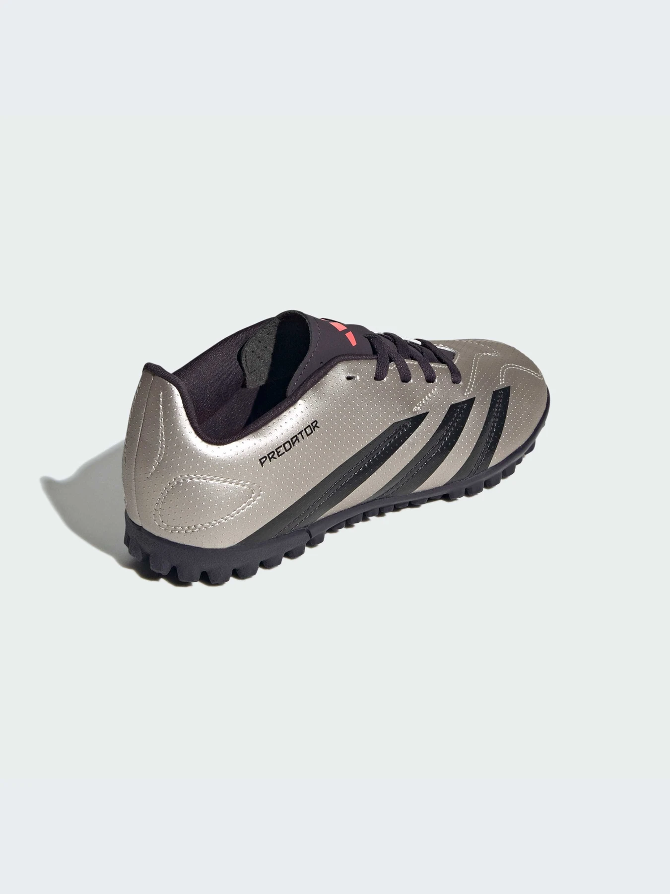 Кроссовки Adidas Predator модель IF6420-KZ Кроссовки Adidas Predator модель IF6420-KZ Фото