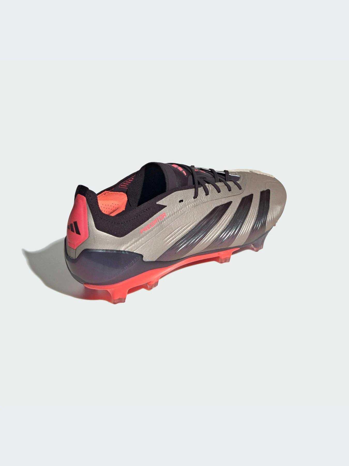 Кроссовки Adidas Predator модель IF8868-KZ Кроссовки Adidas Predator модель IF8868-KZ Фото