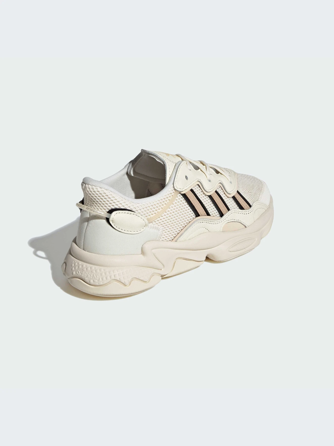Кроссовки Adidas Ozweego модель IG8488-KZ Кроссовки Adidas Ozweego модель IG8488-KZ Фото